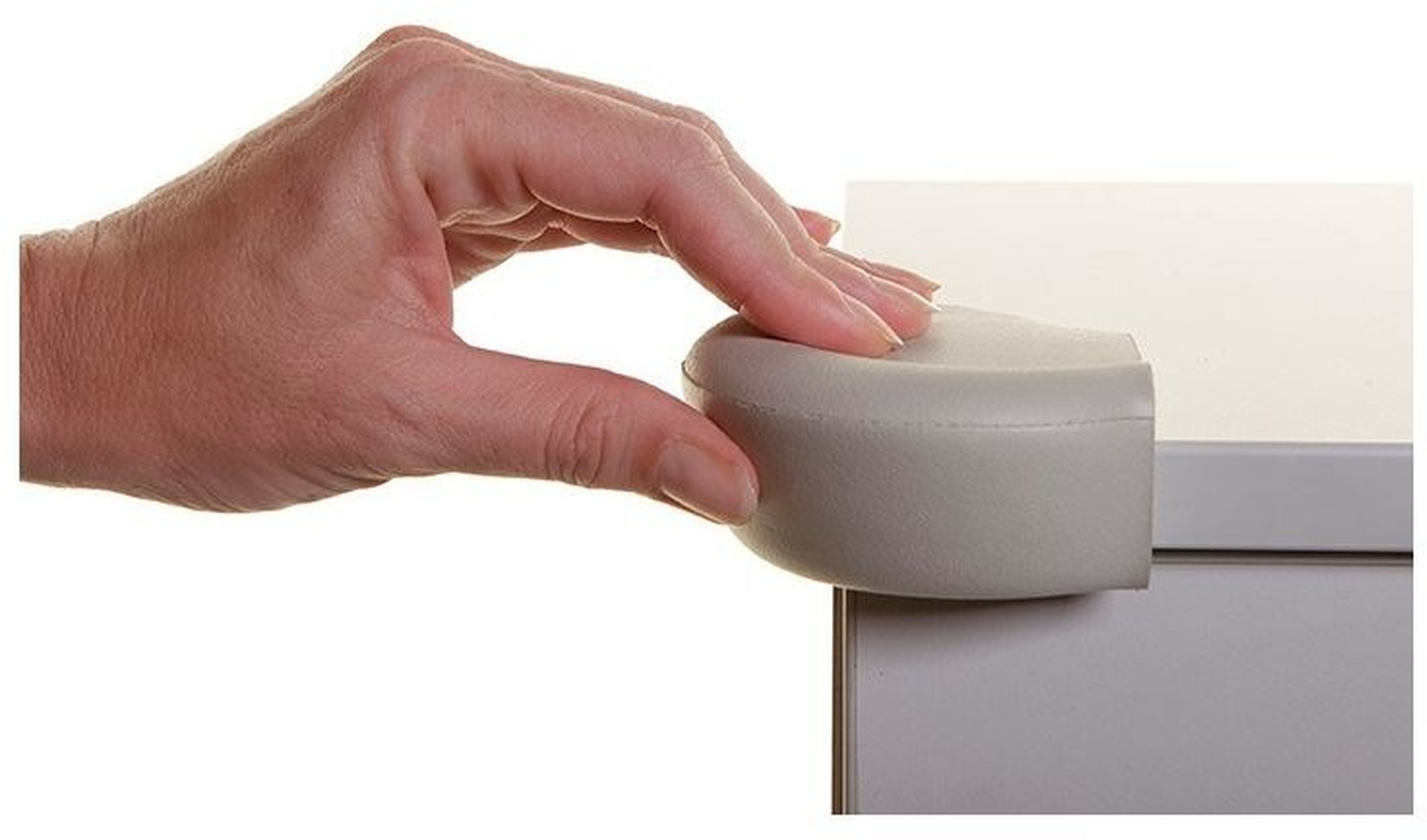 Защита на углы для детей DreamBaby Grey 4шт (G1350) фото 3