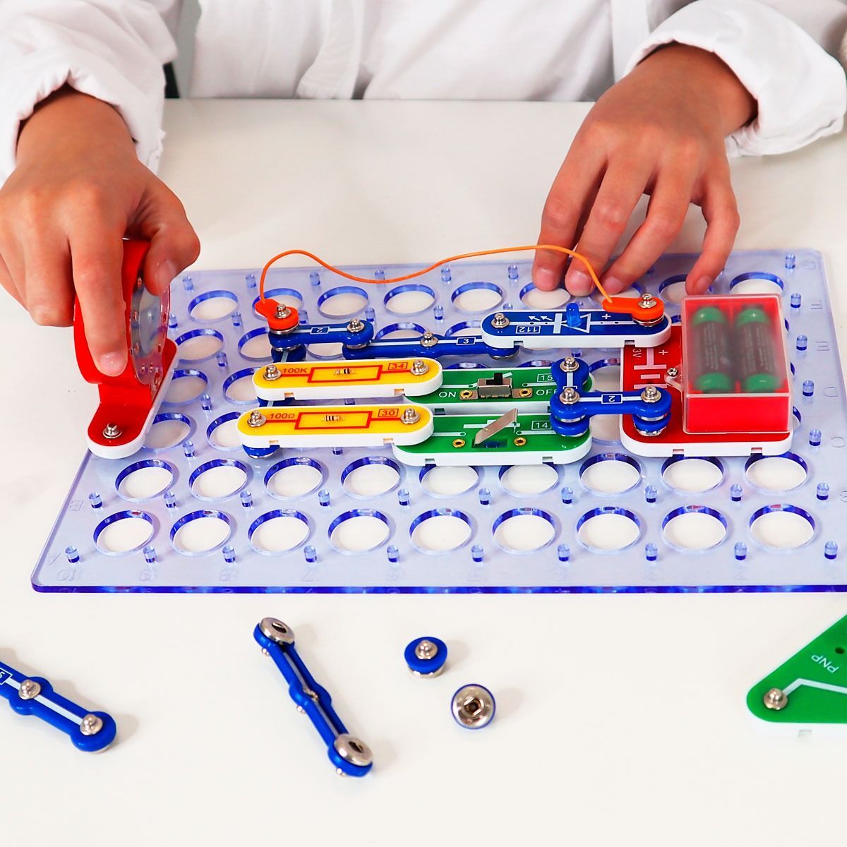 Конструктор електронний DOKA "118 СХЕМ" (D70701)фото3