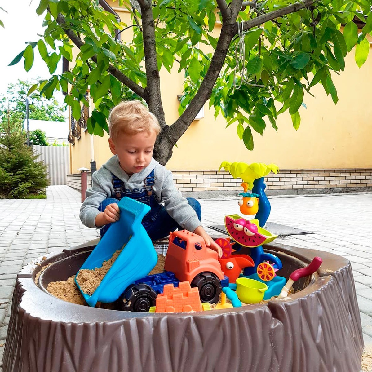 Набор для игры с песком Battat - ЧУДОСАМОСВАЛ (6 аксессуаров) (BX1311Z) фото 14