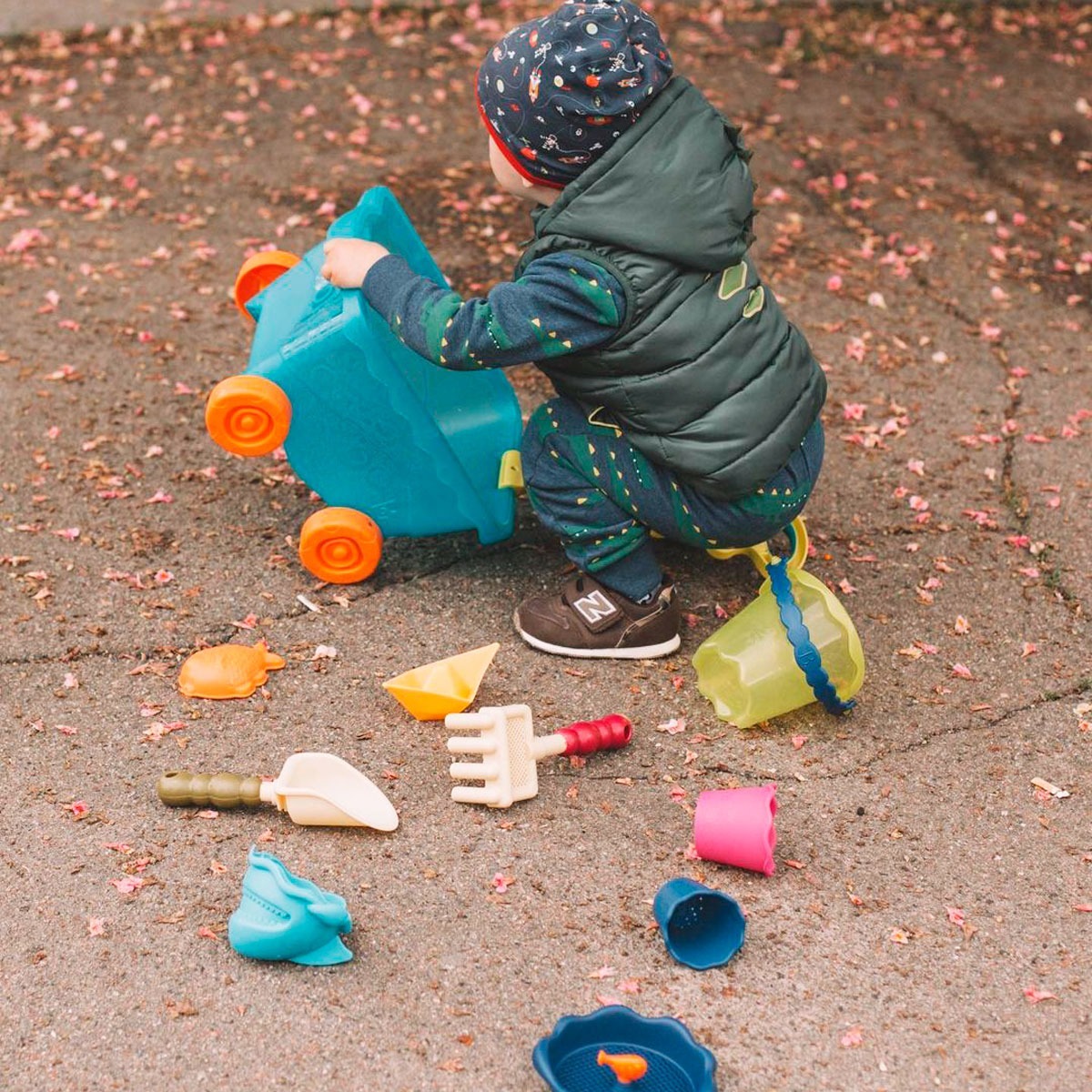 Набор для игры с песком и водой Battat - Тележка Море (11 предметов) (BX1596Z) фото 