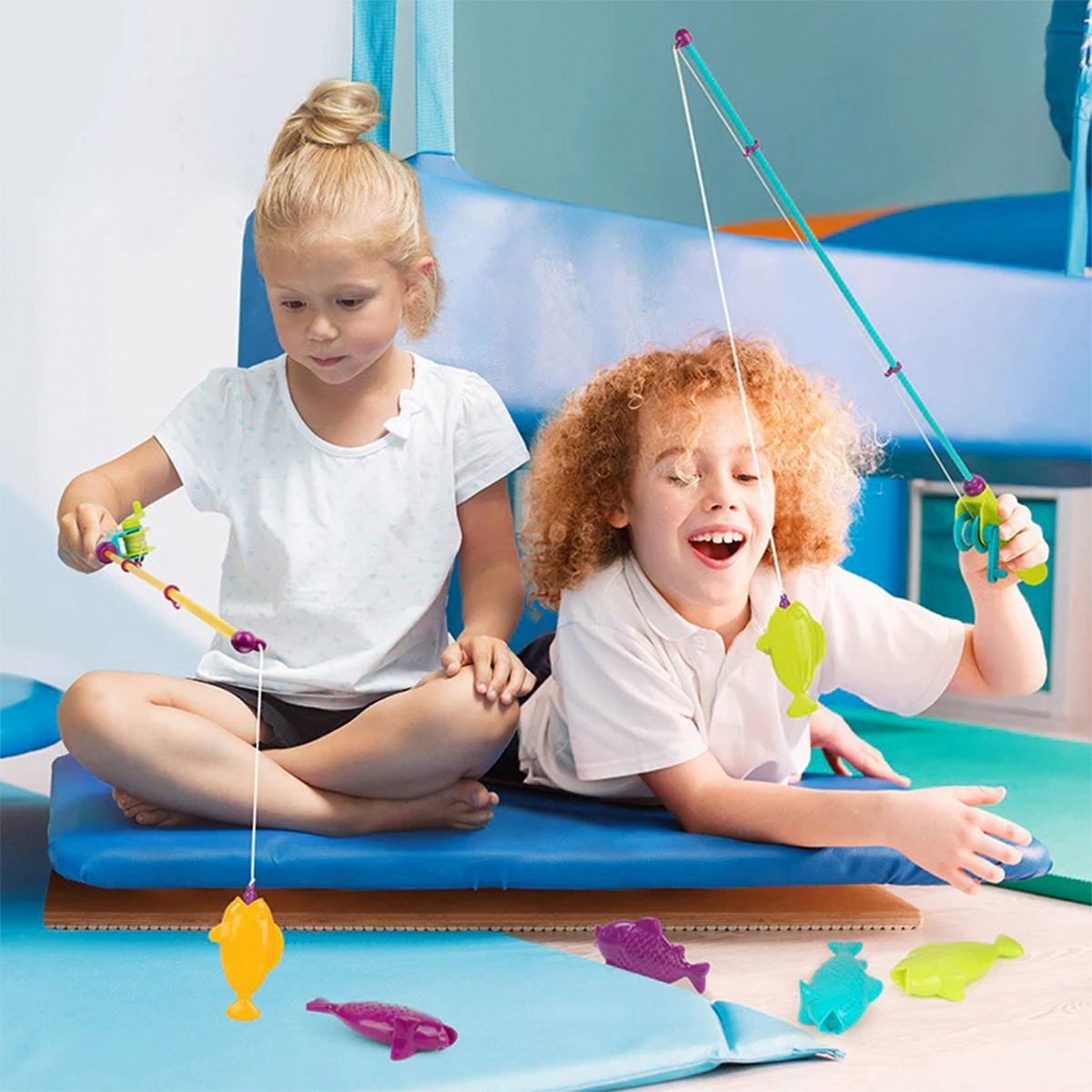 Игровой набор Battat - Магнитная Рыбалка S3 (2 удочки, 4 рыбки) (BT4763Z) фото 