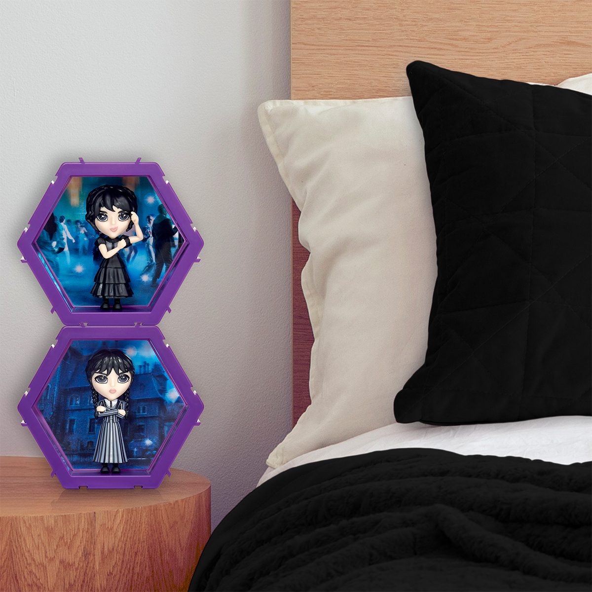 Коллекционная фигурка WOW! PODS 4D серии "Вэнздей" - ВЕНЗДЕЙ (10 см) (WED-1001-02) фото 4