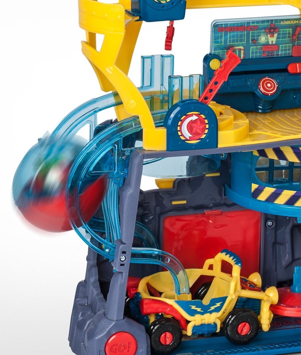 Игровой набор SUPERTHINGS S - ШТАБ-КВАРТИРА (штаб, машина, 3 фигурки) (PSTSP112IN40) фото 