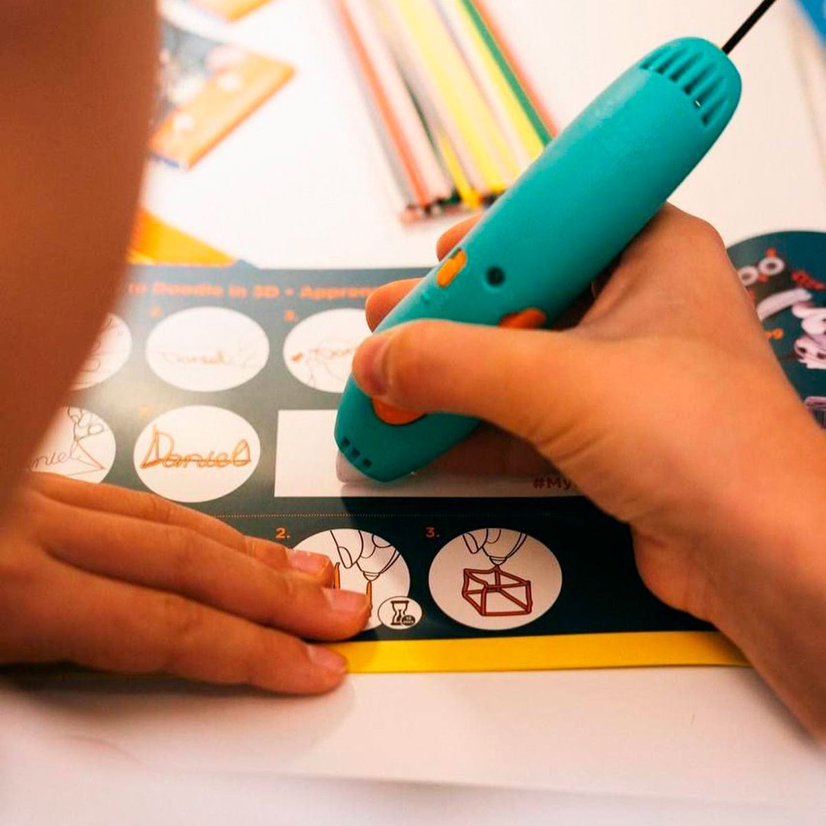 Набір стрижнів для 3D-ручки 3Doodler Start - Микс (75 шт: жовтогарячий, помаранчевий, зелений) (3DS-ECO-MIX2-75)фото3