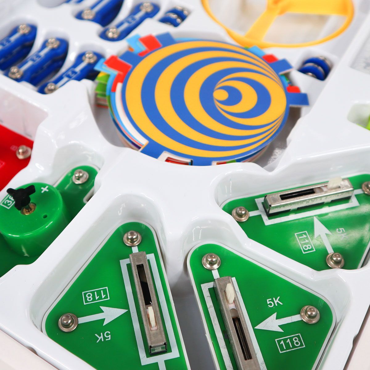 Конструктор електронний DOKA "СВІТЛО І КОЛІР RGB" (D70700)фото6