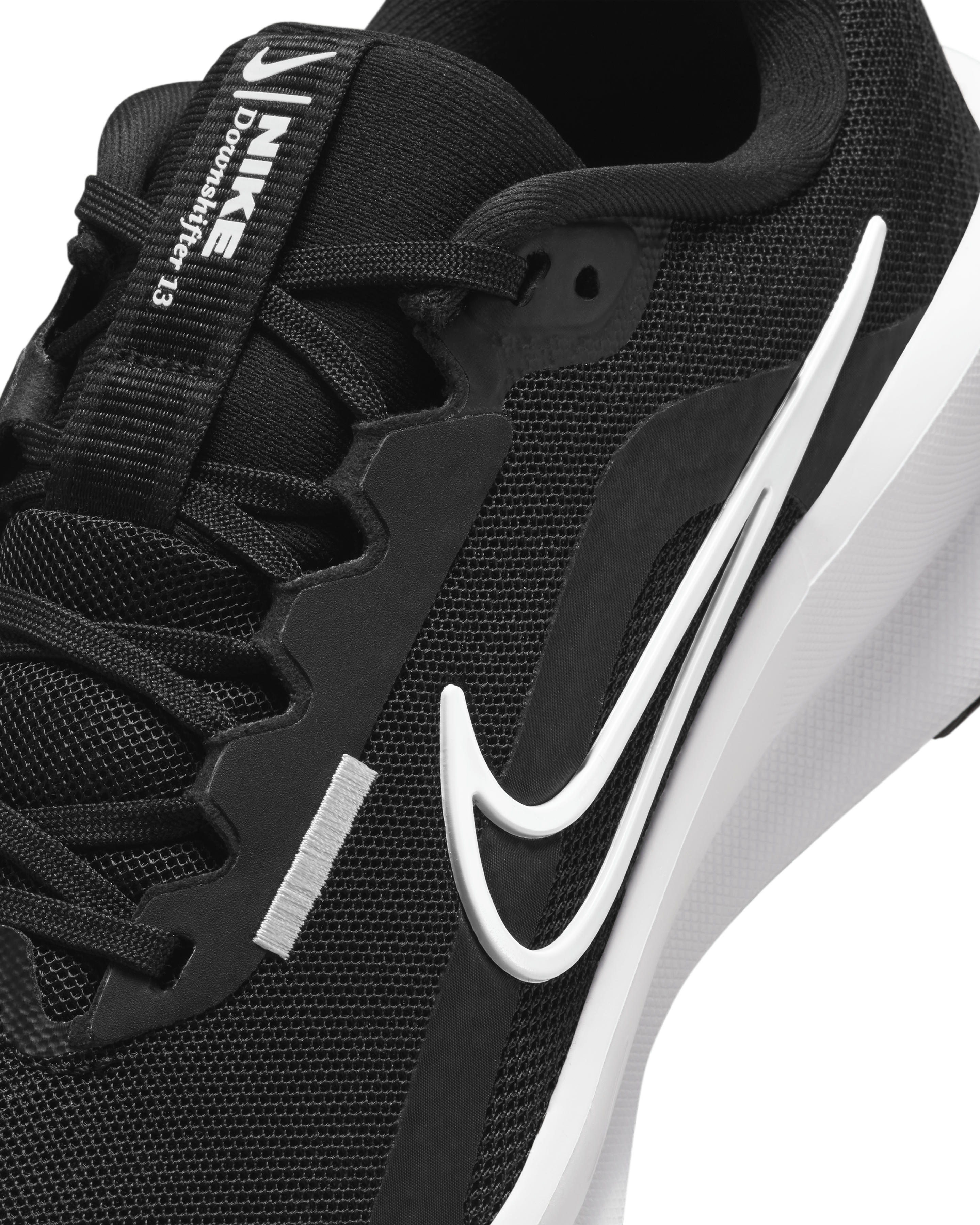 Кроссовки женские Nike W Downshifter 13 FD6476-001 38 (7 US) черные фото 