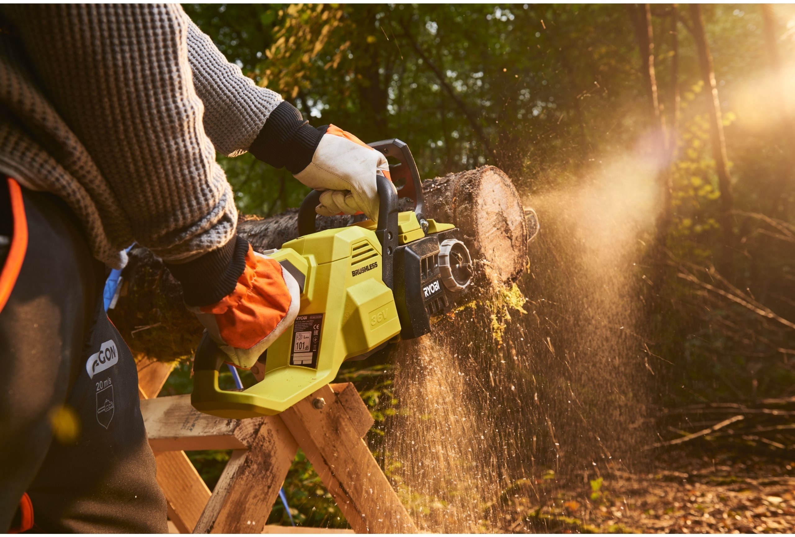 Пила ланцюгова акумуляторна Ryobi Max Power RY36CSX35A-150 36В, 1х5А·ч (5133004596)фото