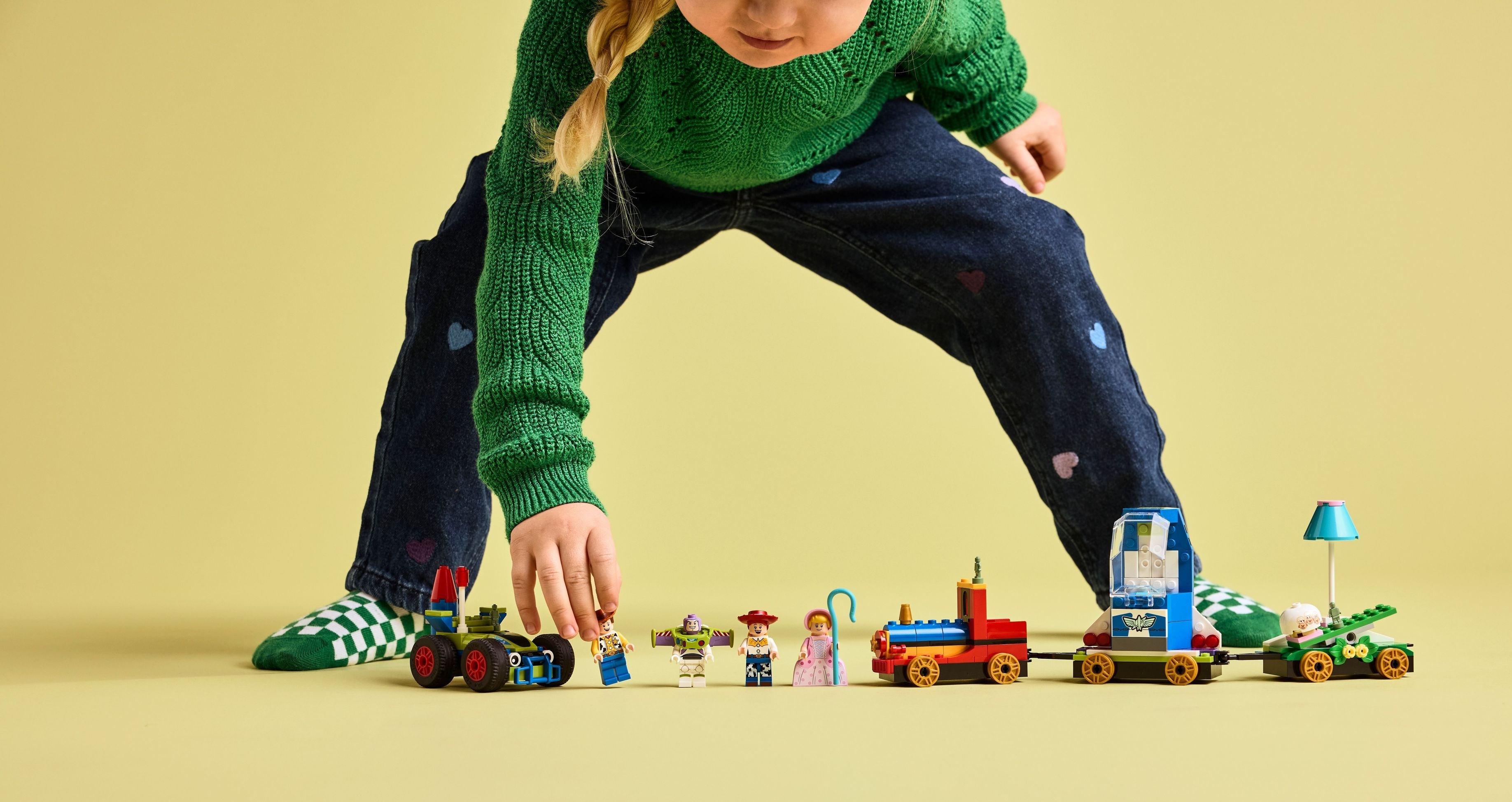 LEGO 43264 Disney Pixar Празднование с Истории Игрушек: поезд и авто для гонок фото 