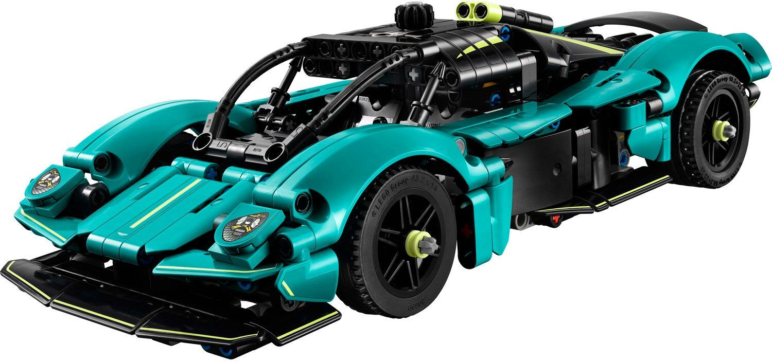 LEGO 42208 Technic Aston Martin Valkyrie фото