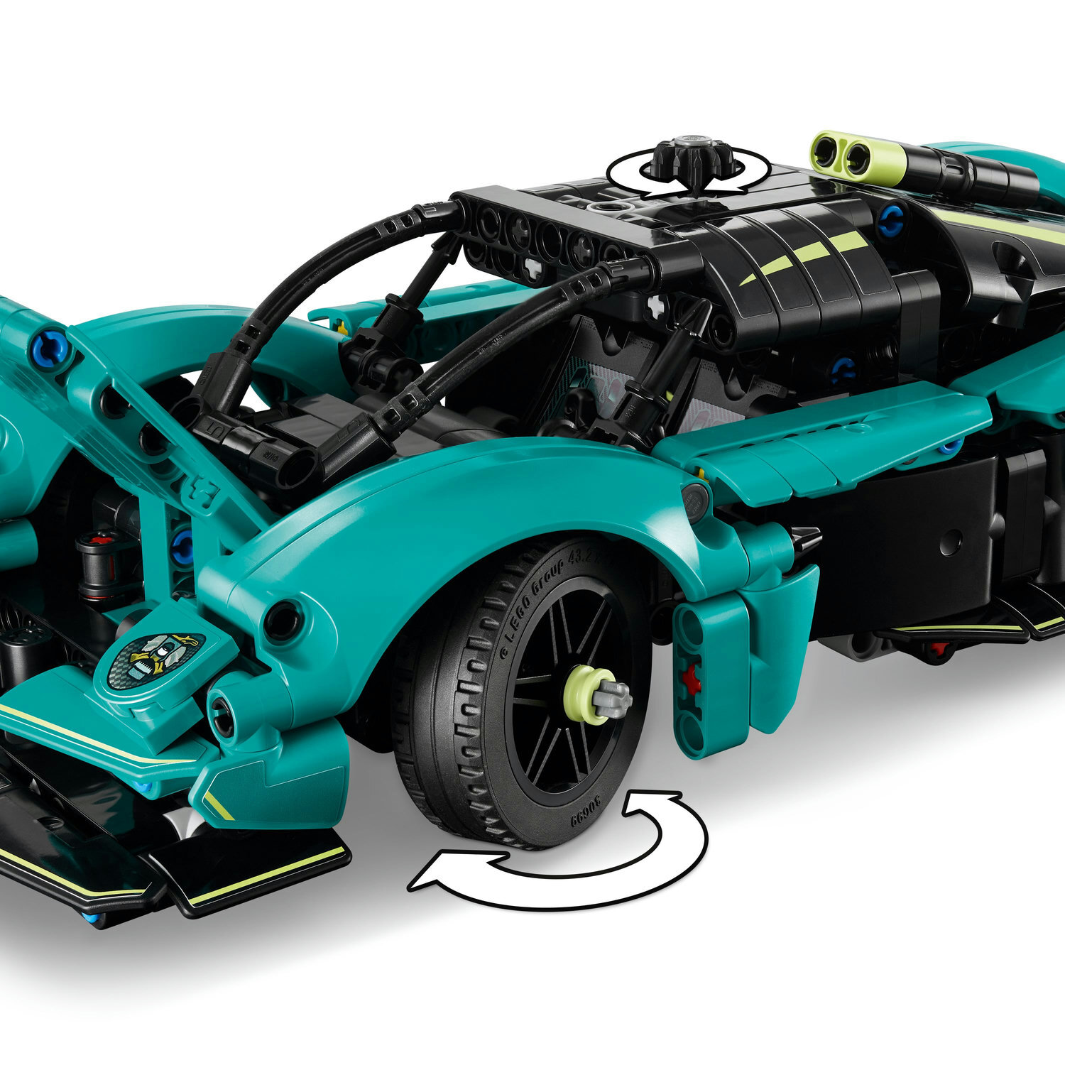 LEGO 42208 Technic Aston Martin Valkyrie фото