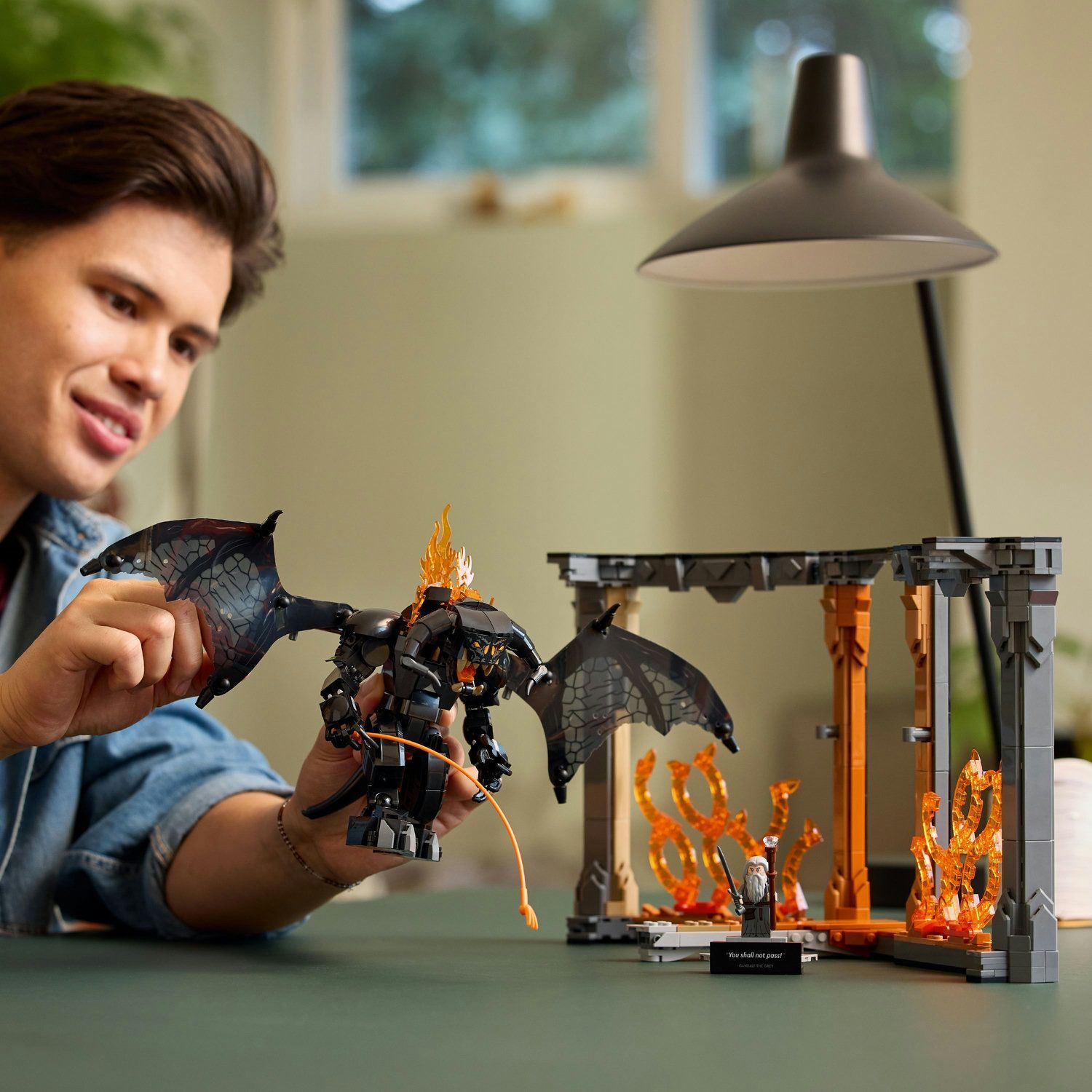 LEGO 10367 Icons Властелин колец: Балрог. Книжный уголок фото