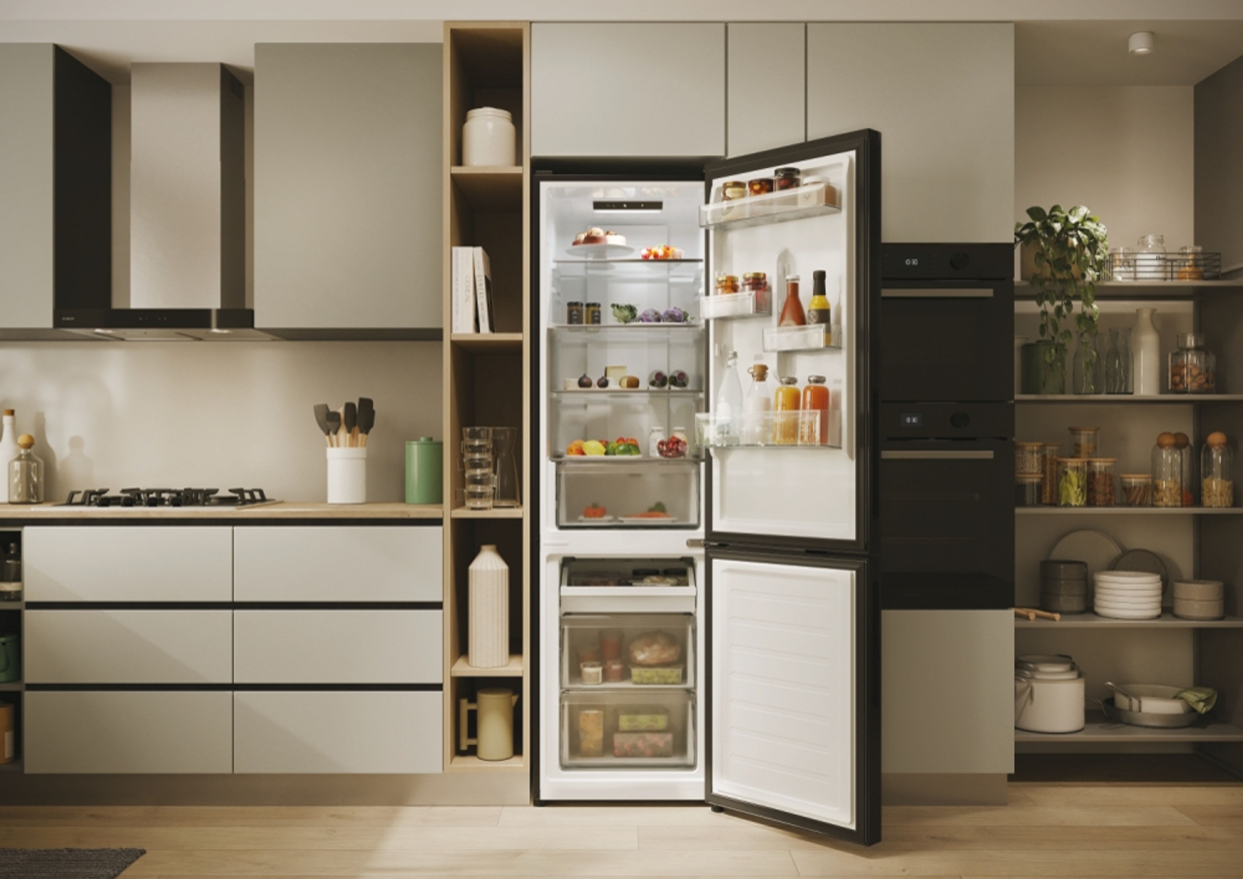 Холодильник Candy CNCQ2T518EBфото