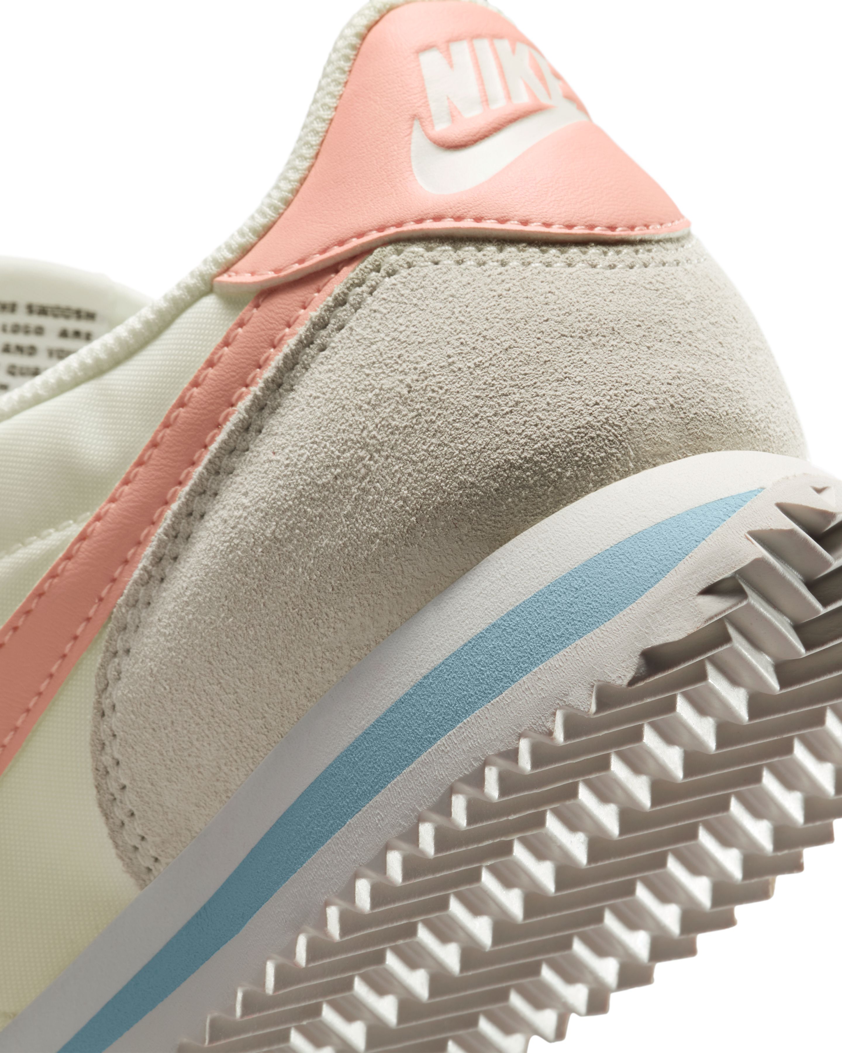 Кроссовки женские Nike W Cortez IF1764-100 8 (39 US) молочные фото 