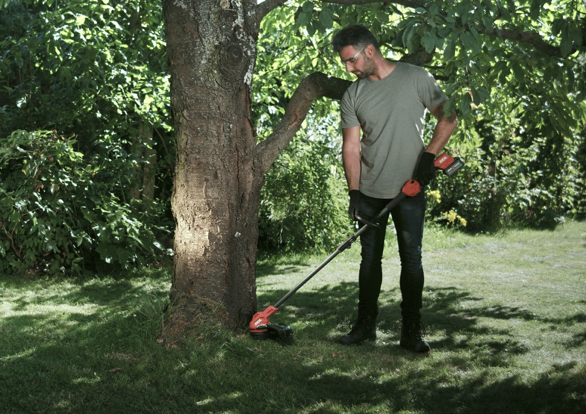 Тример садовий акумуляторний SKIL 0250 CA, 20В, 1х4А·г (GT1E0250CA+BC1E3111AA)фото