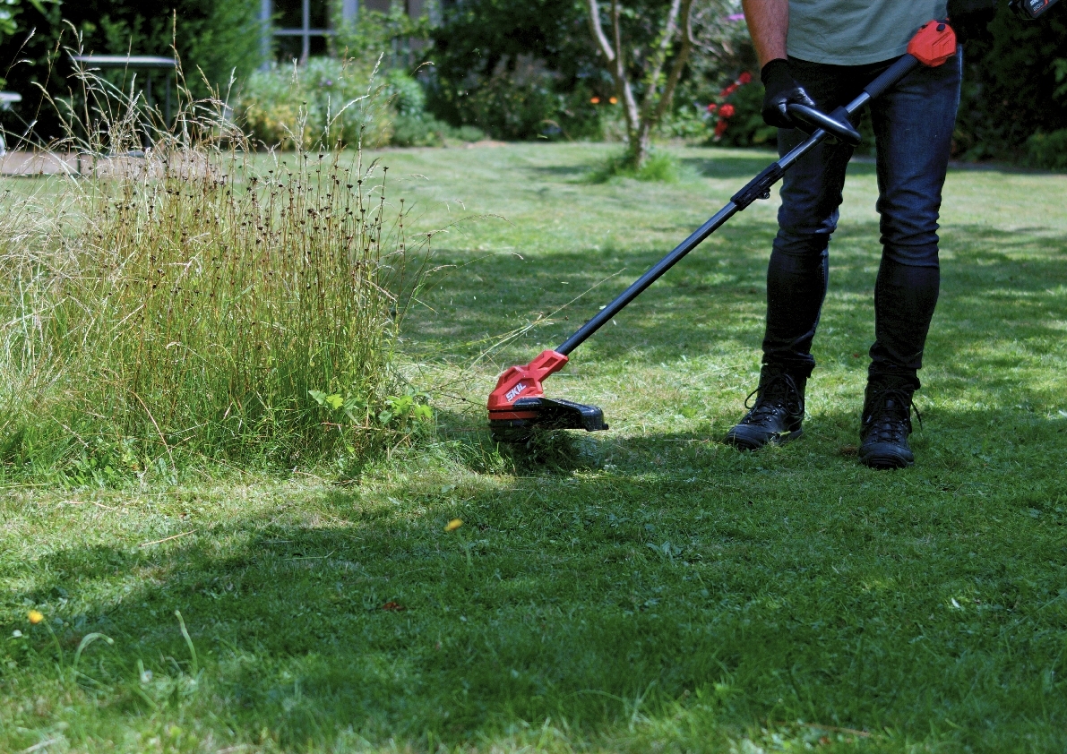 Тример садовий акумуляторний SKIL 0250 CA, 20В, 1х4А·г (GT1E0250CA+BC1E3111AA)фото