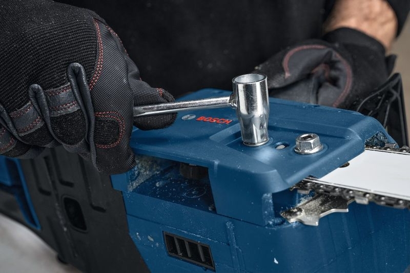 Пила ланцюгова акумуляторна Bosch GKE 18V-40 18В (без АКБ та ЗП), (0.600.8D3.000)фото3