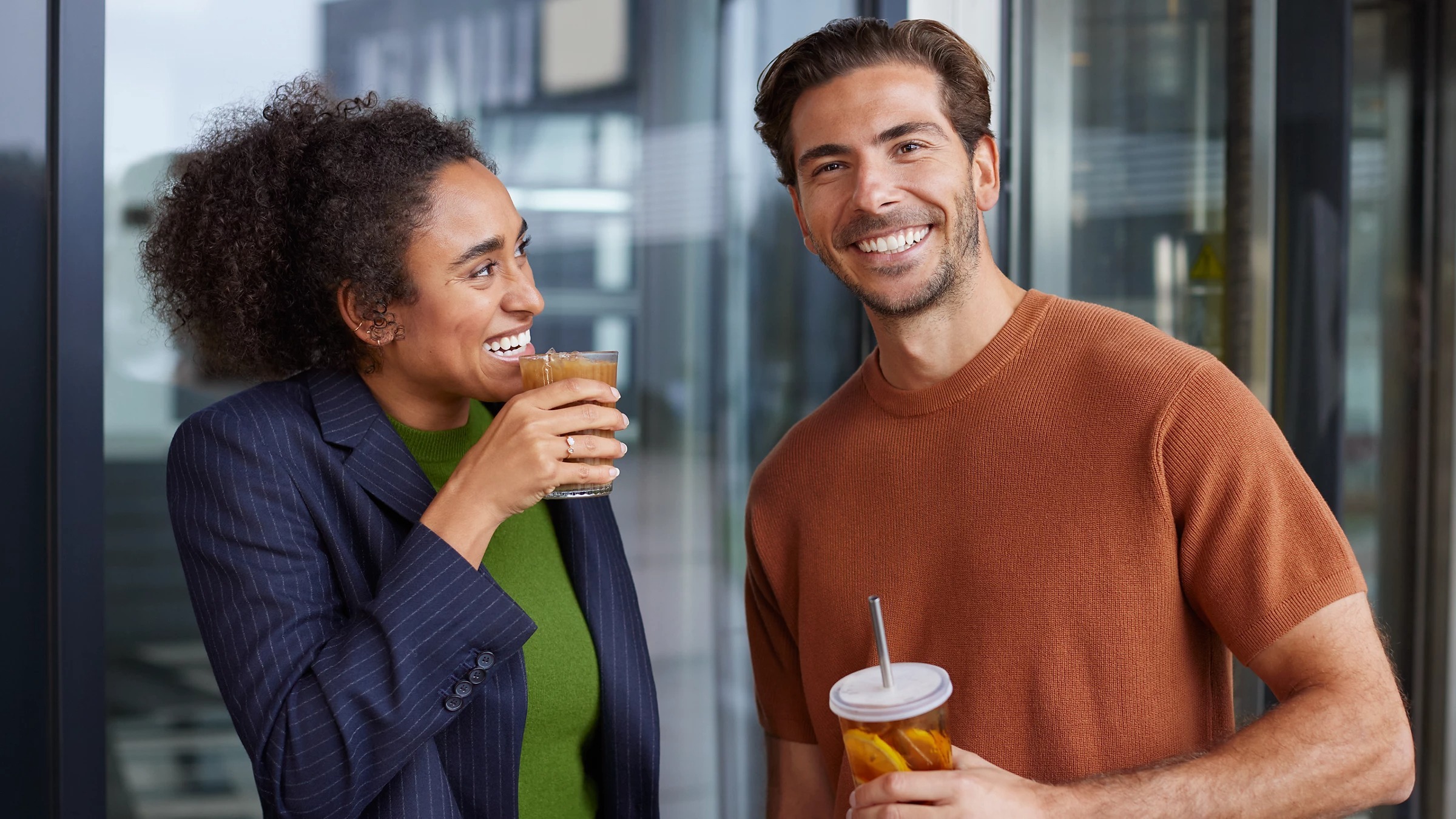 Электрическая зубная щетка Philips Sonicare 5300 Series HX7101/02 фото 12