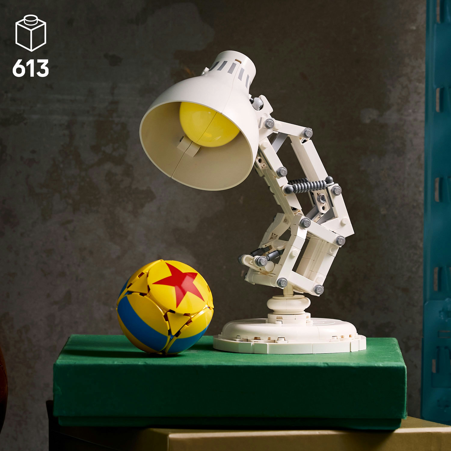LEGO 21357 Ideas Disney Pixar Luxo Jr. фото