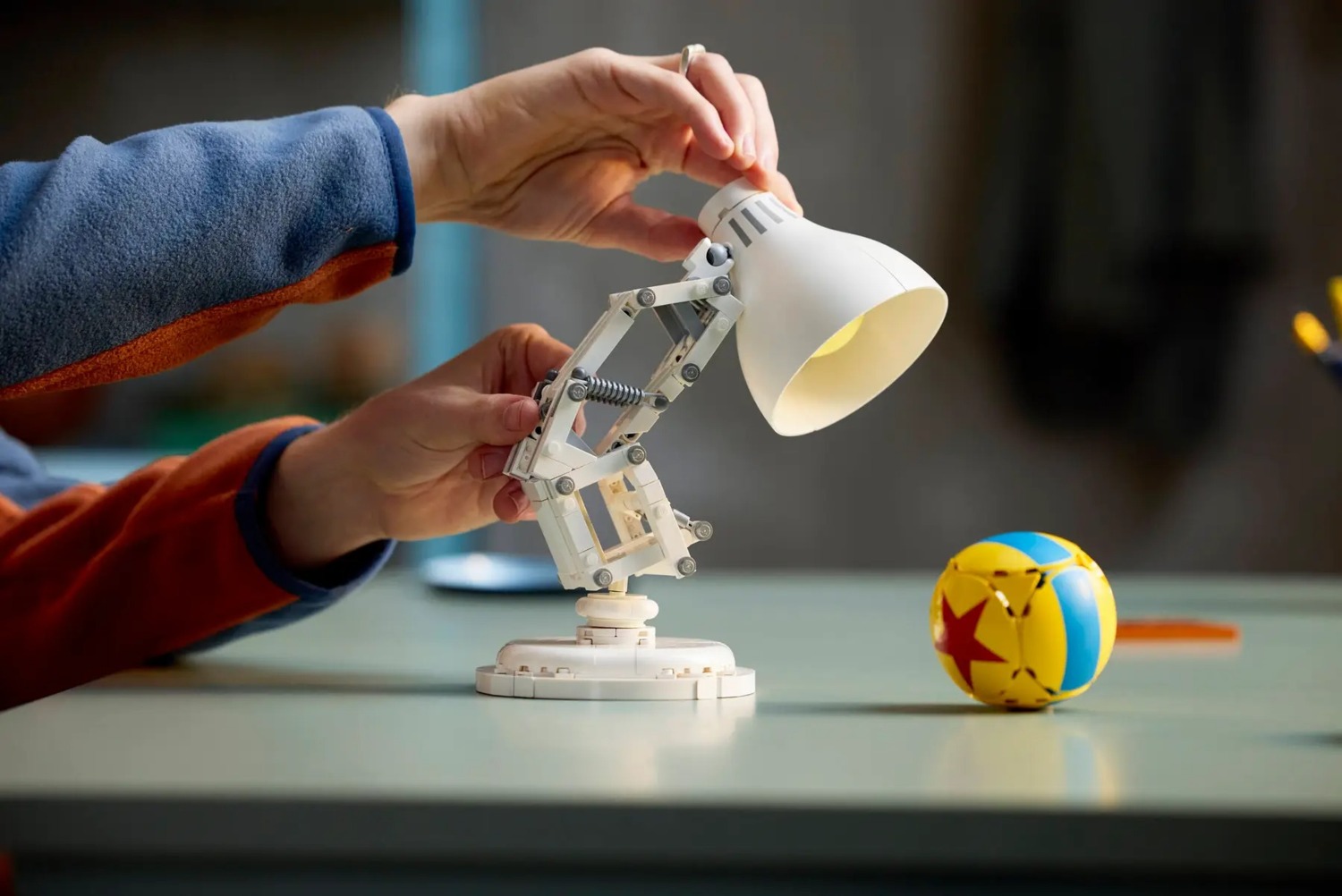 LEGO 21357 Ideas Disney Pixar Luxo Jr. фото