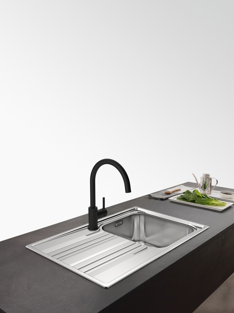 Змішувач для кухні Franke Lina з поворотним виливом, чорний матовий (115.0626.019)фото