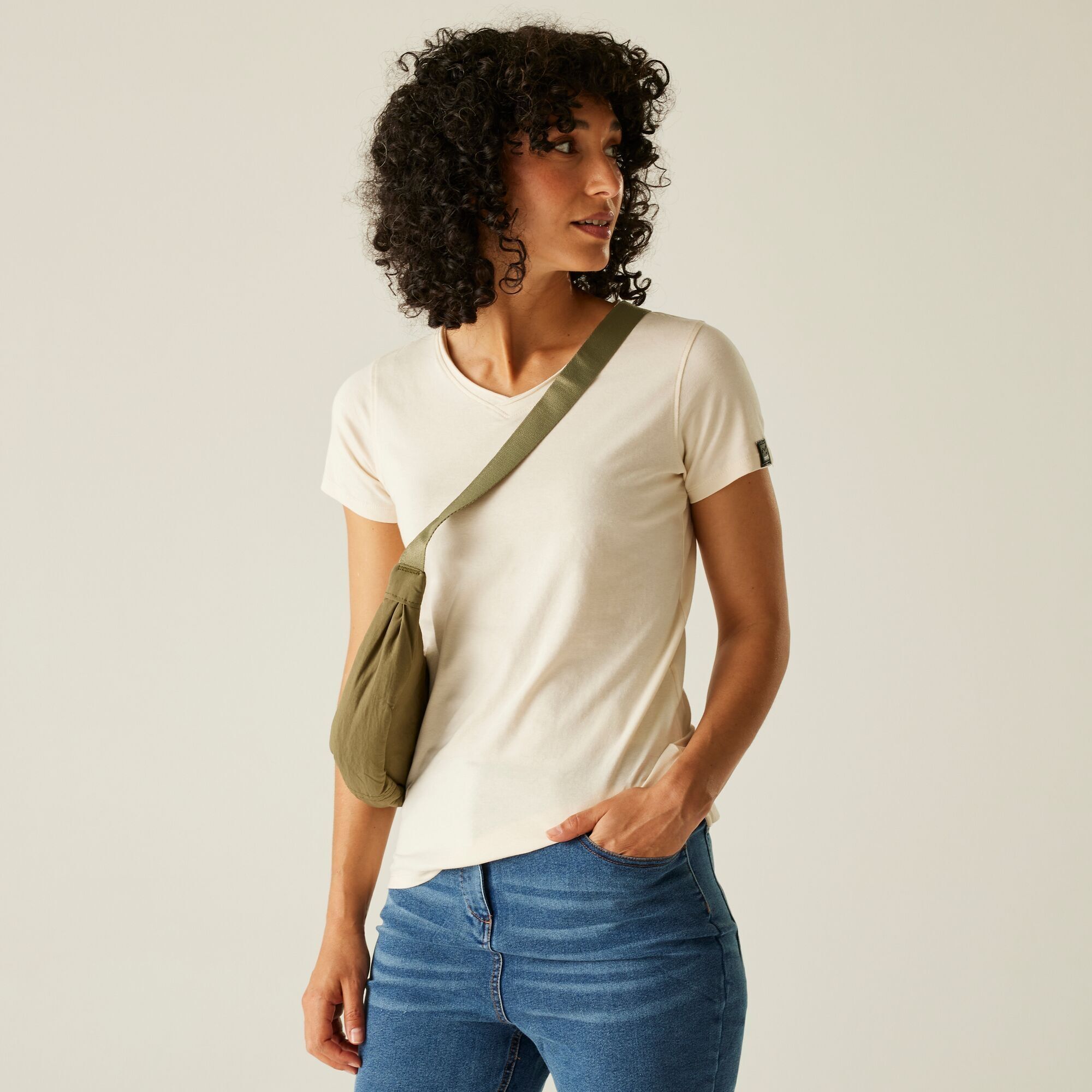 Футболка женская Regatta Elkie RWT333-045 8 молочная фото 4