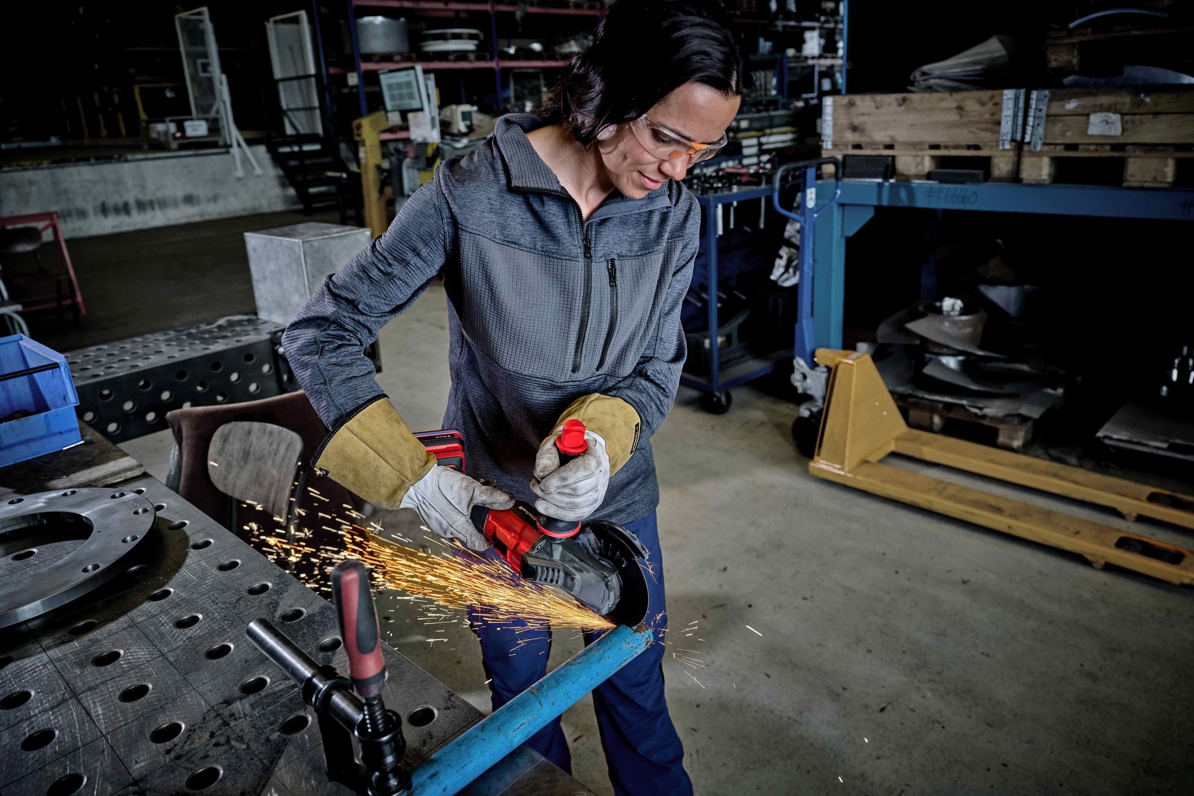 Шлифмашина угловая аккумуляторная Einhell TP-AG 18/125 F Li BL (без АКБ и ЗУ), (4431175) фото 