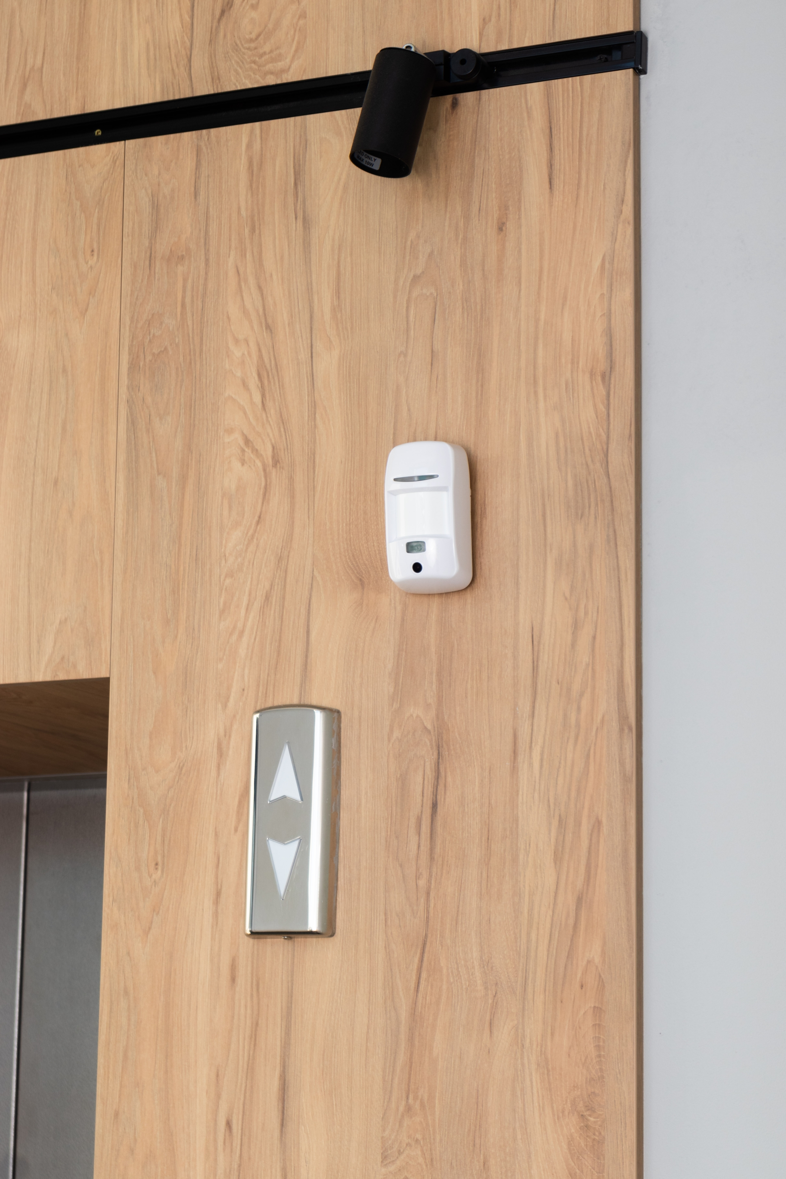 Датчик движения с камерой фото по запросу U-PROX PIR Cam, White (4820261370485) фото 14