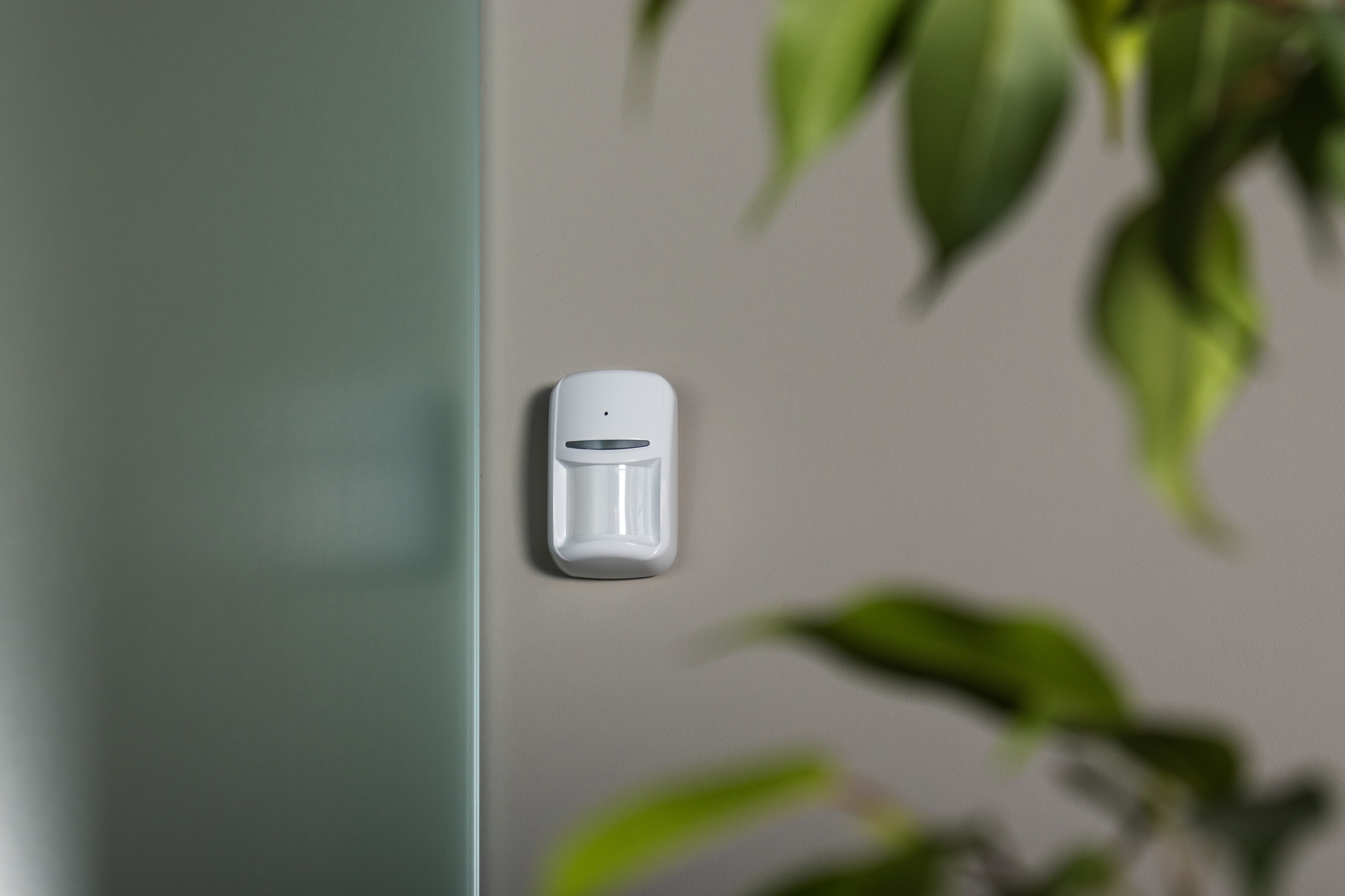 Датчик руху та розбиття скла типу "штора" U-PROX PIR Combi VB, White (4820261372281)фото