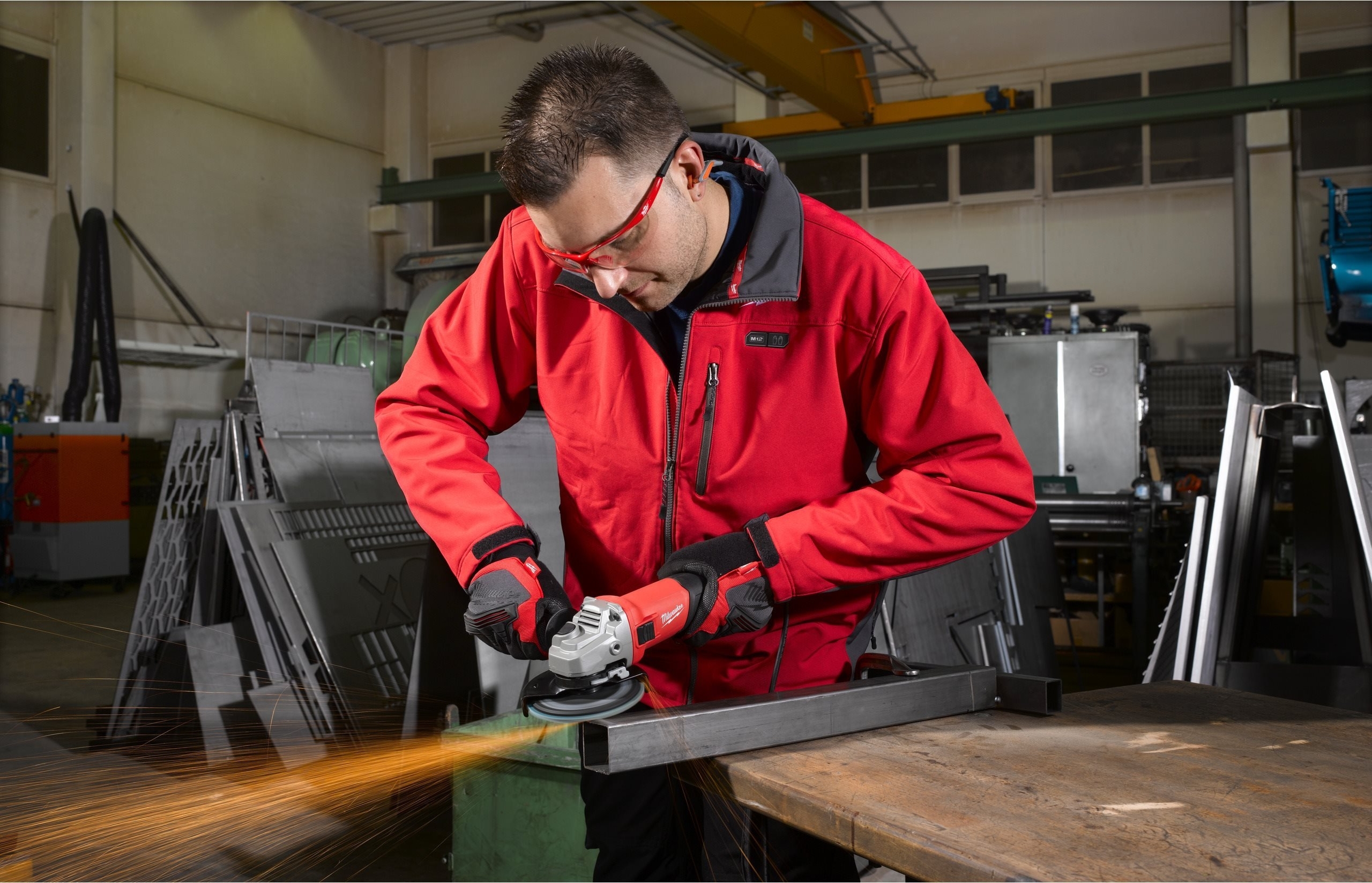 Шлифмашина угловая Milwaukee AG 800-125EK 125мм 800Вт (4933451213) фото 3