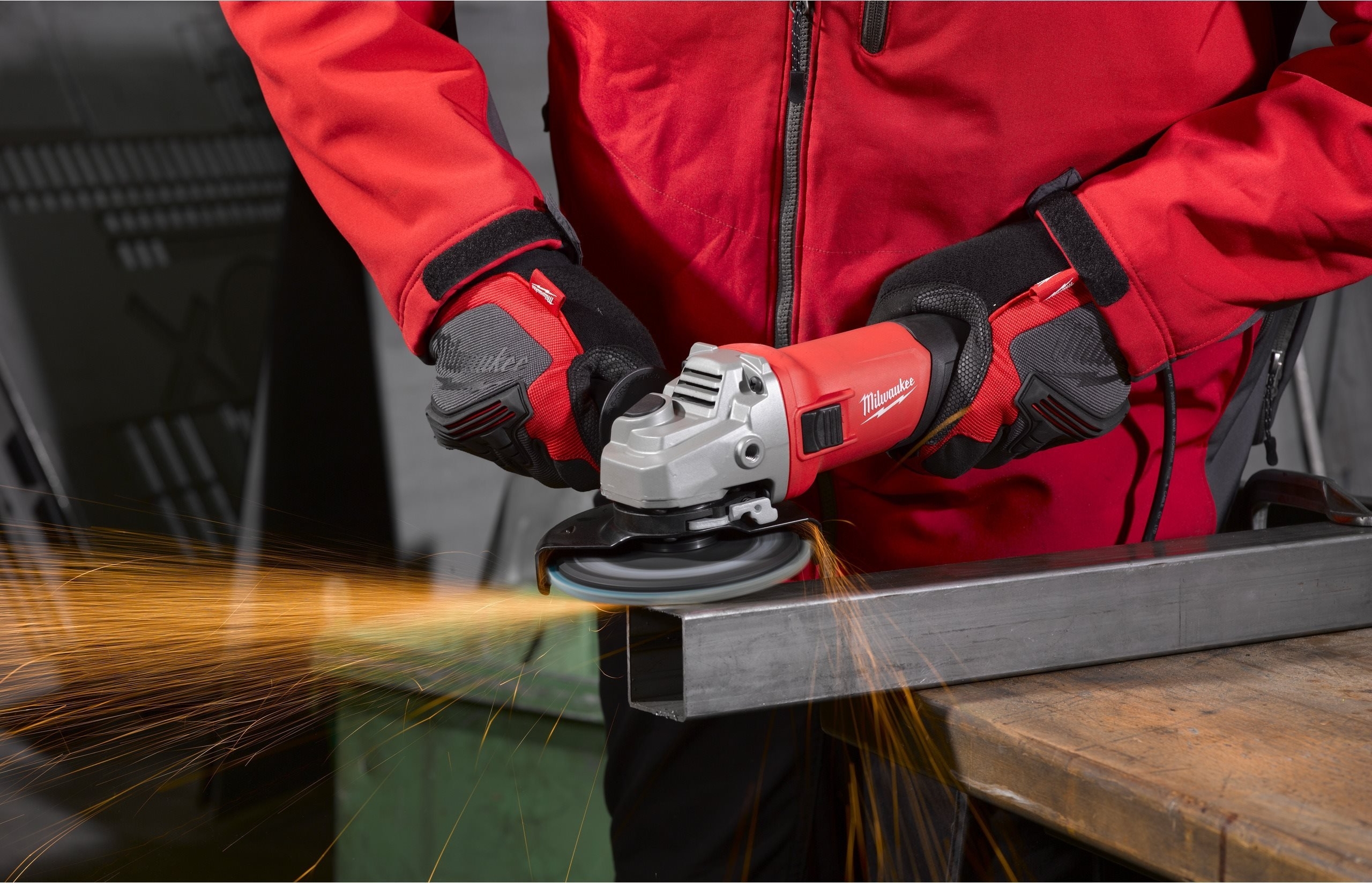 Шлифмашина угловая Milwaukee AG 800-125EK 125мм 800Вт (4933451213) фото 5