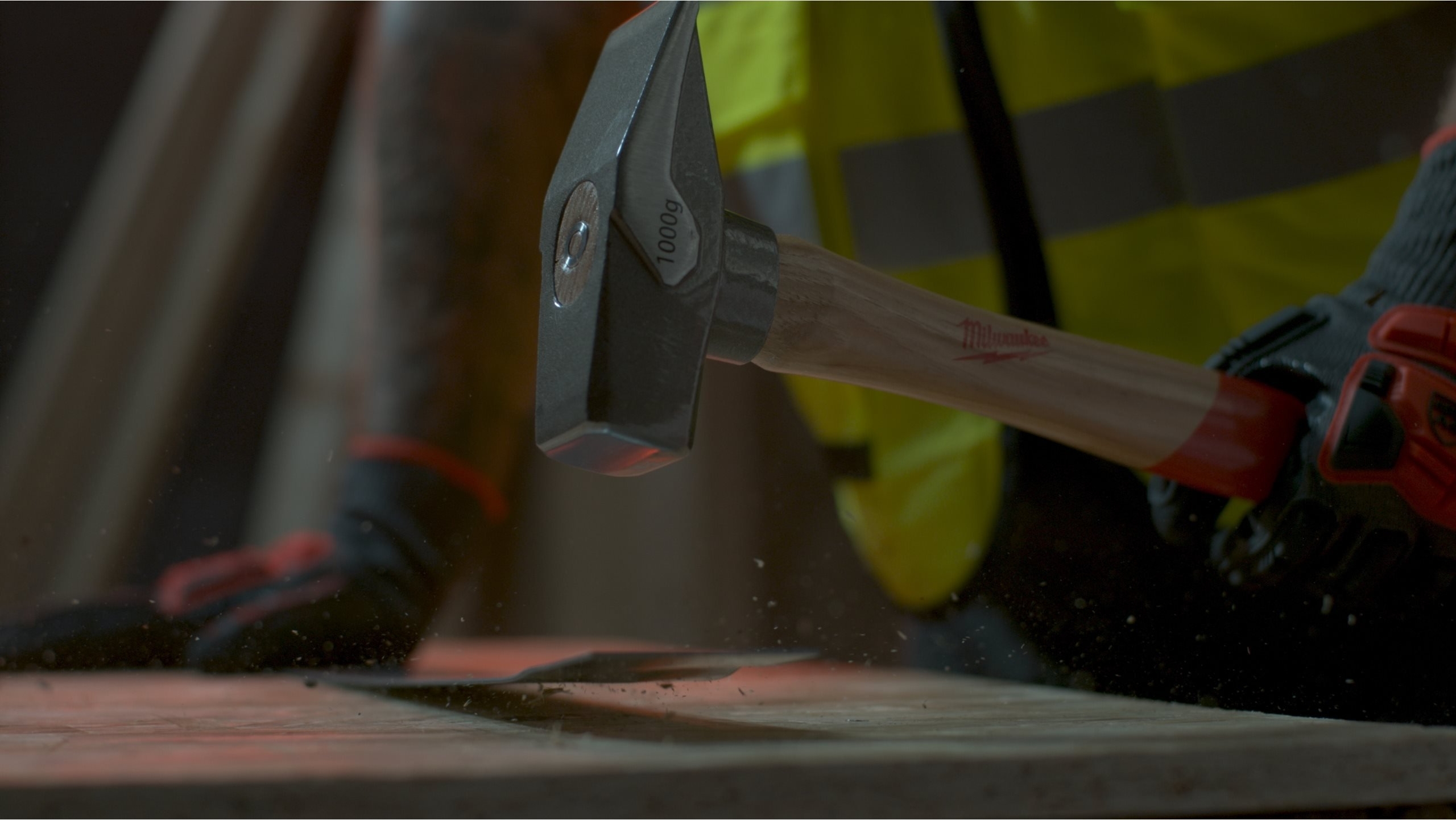 Молоток слесарный Milwaukee 1000г (4932478670) фото 3