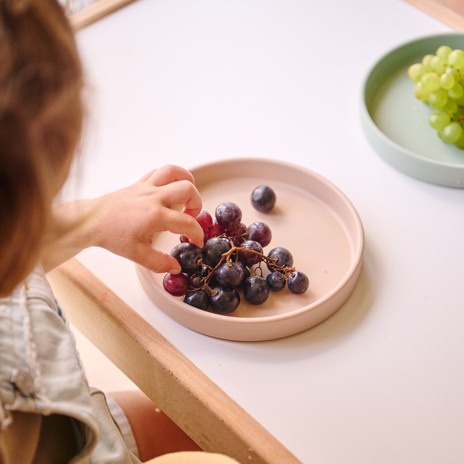 Тарілка силіконова MinikOiOi BASICS - Pinky Pink (101050102)фото2