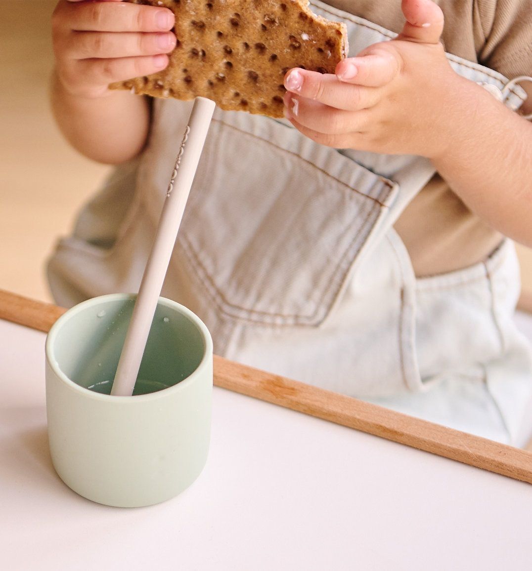 Чашка силиконовая MinikOiOi Mini Cup - River Green (101100007) фото 2