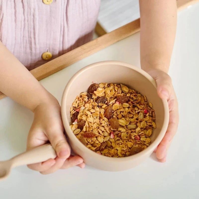 Глибока тарілка силіконова MinikOiOi Bowl - Bubble Beige (101080108)фото2