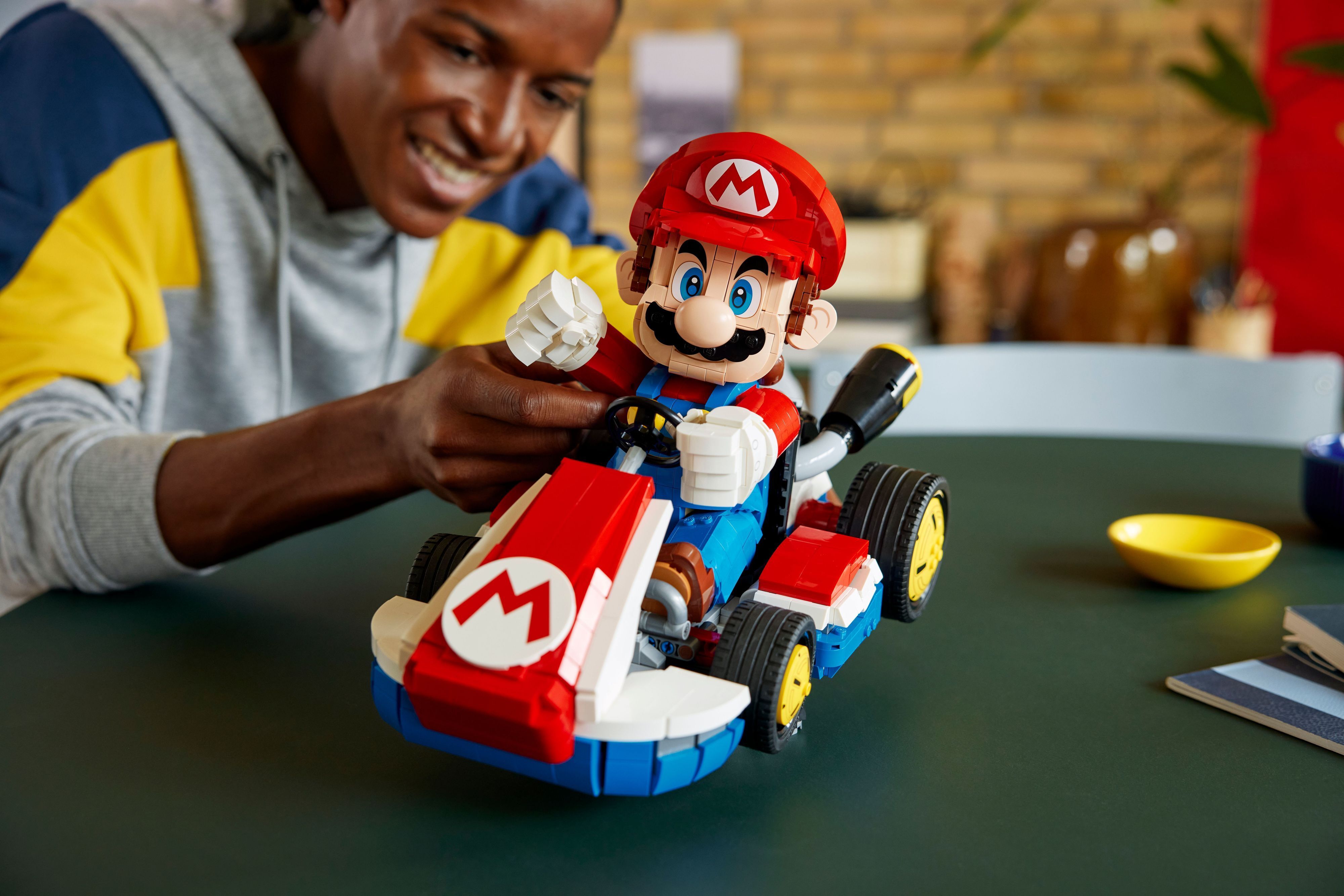 LEGO 72037 Super Mario Kart: Mario и Standard Kart фото 12