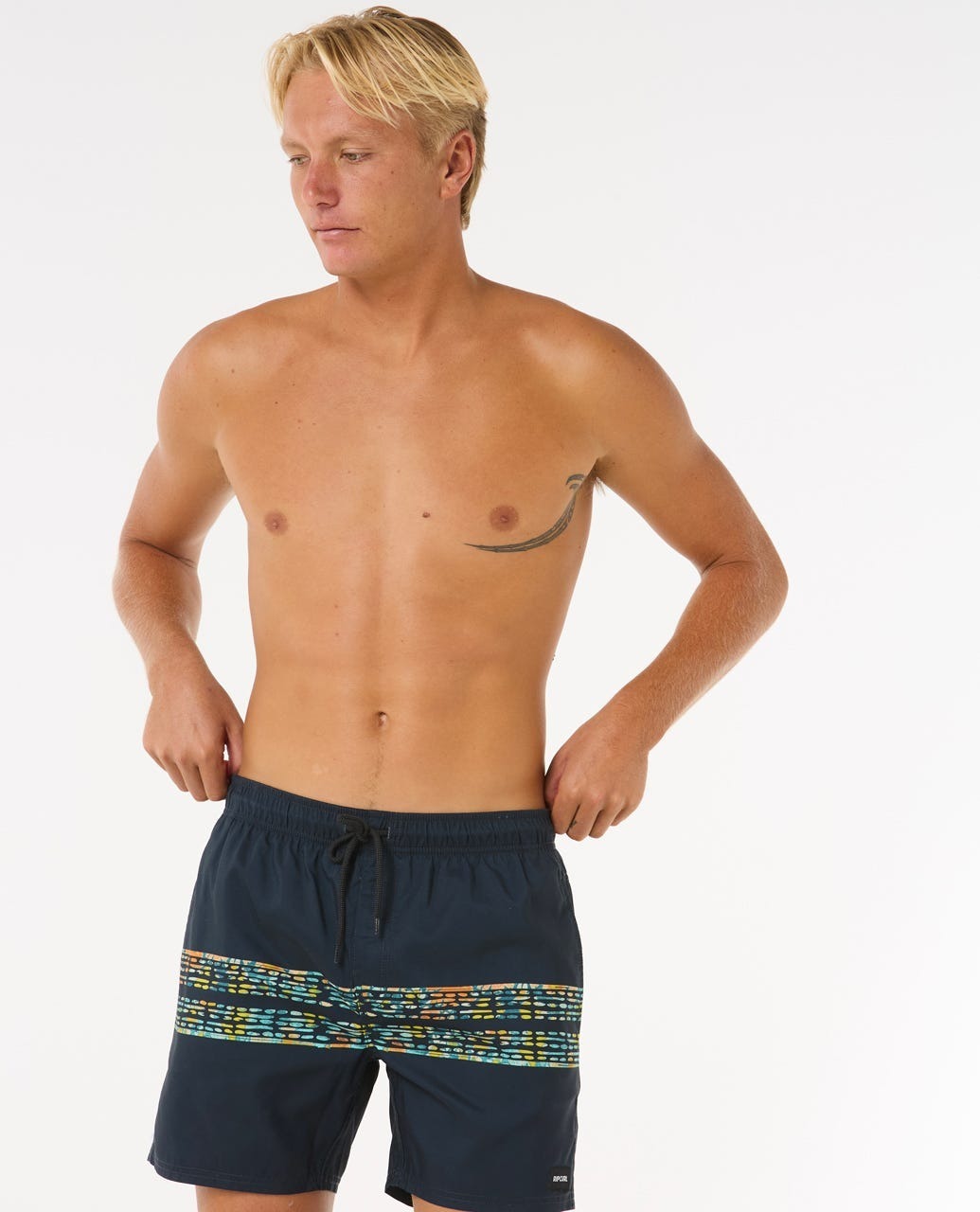 Шорты пляжные мужские Rip Curl Framed Volley Update 0BAMBO_0049 S темно-синие фото 