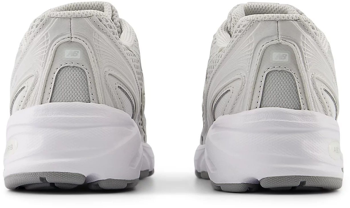 Кроссовки подростковые New Balance 740 GR740GS 35.5 (3.5 US) серые фото