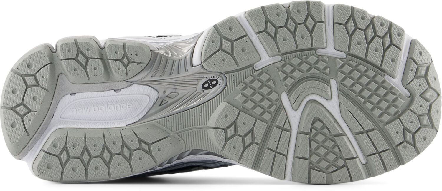 Кроссовки подростковые New Balance 1906 GC1906CZ 35.5 (3.5 US) серые фото