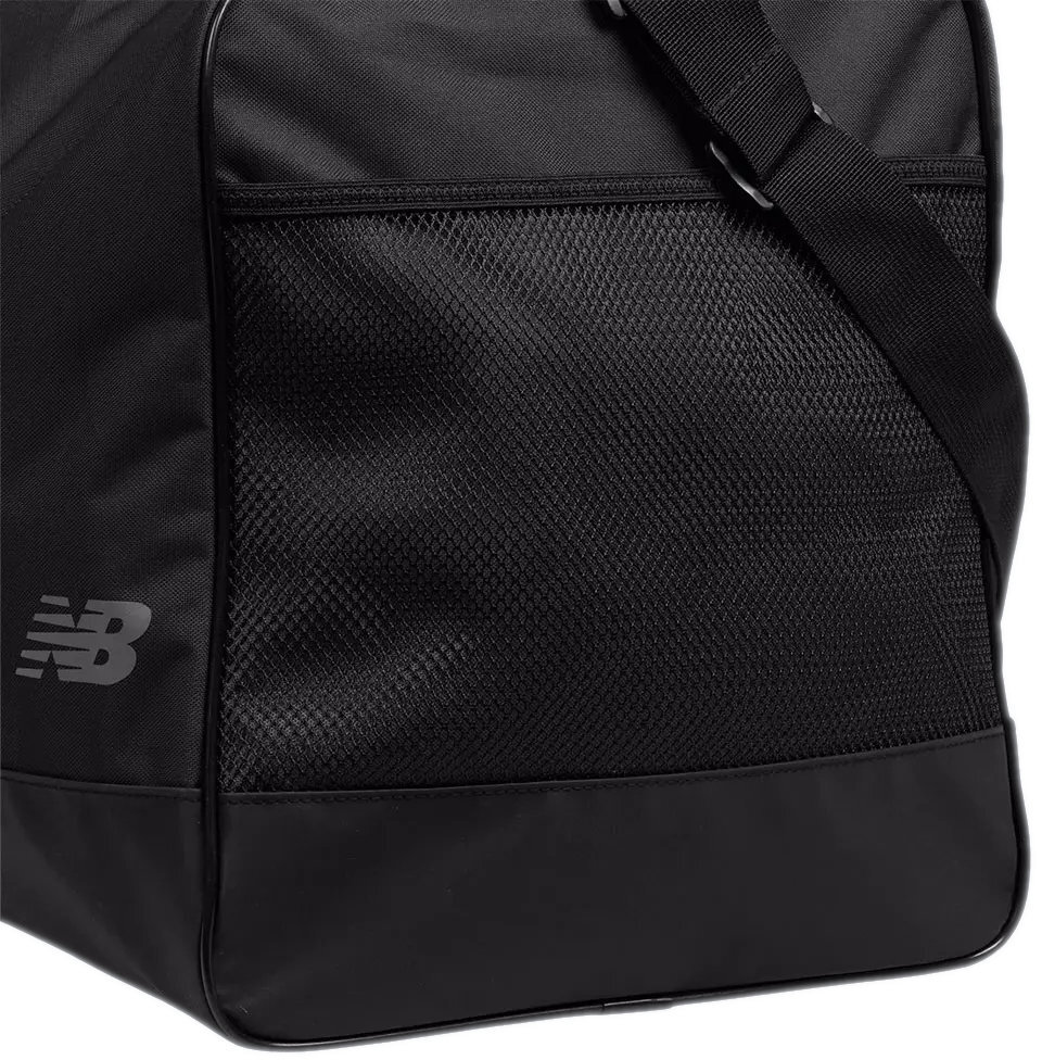 Сумка New Balance Duffel Essential LAB53515BK чорнафото6
