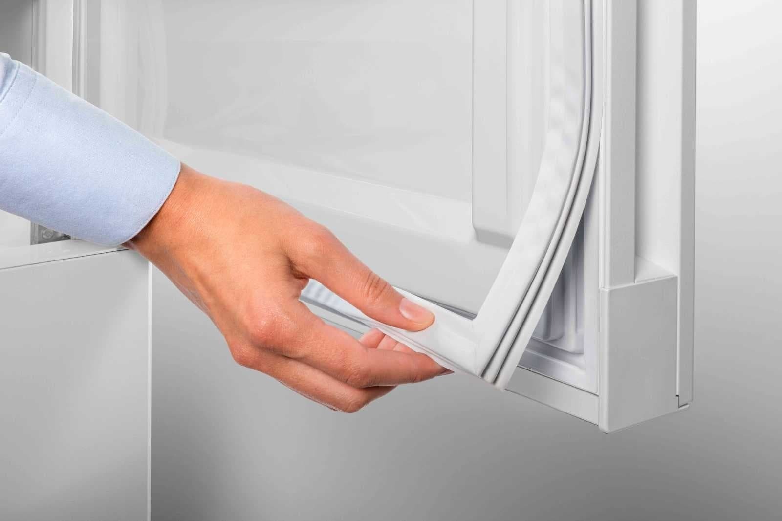 Вбудований холодильник Liebherr ICND5603фото