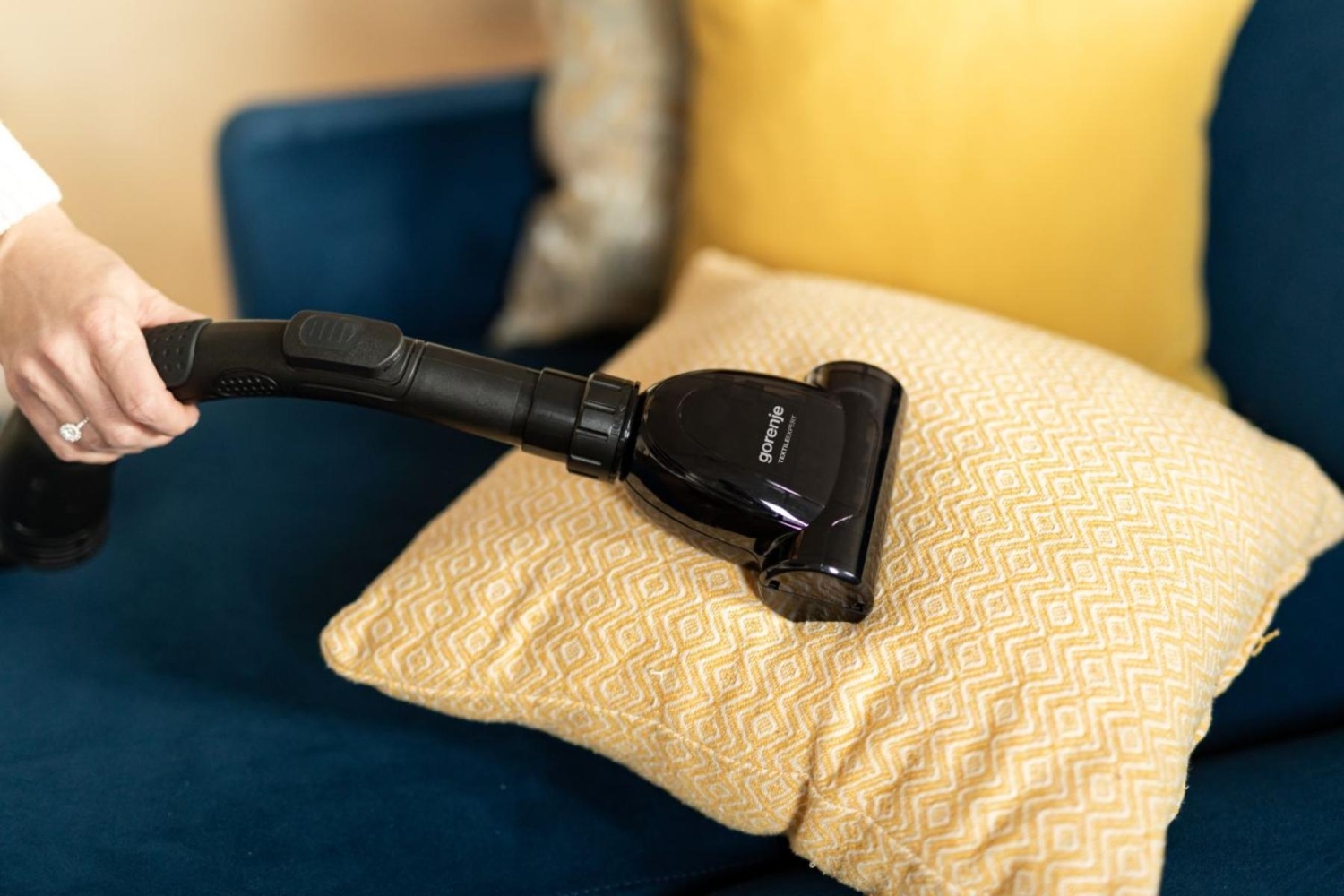 Пылесос Gorenje VCE28G6ALLGO фото