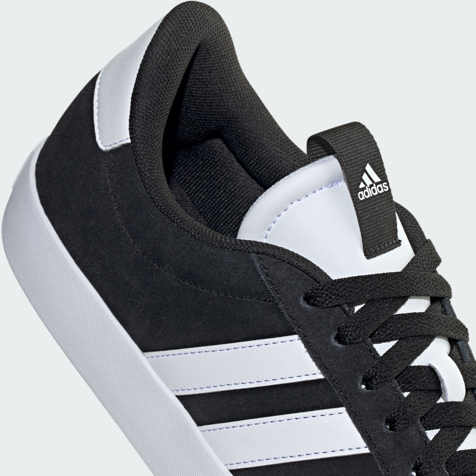 Кеди чоловічі Adidas Vl Court 3.0 ID6278 42 (8 UK) чорніфото