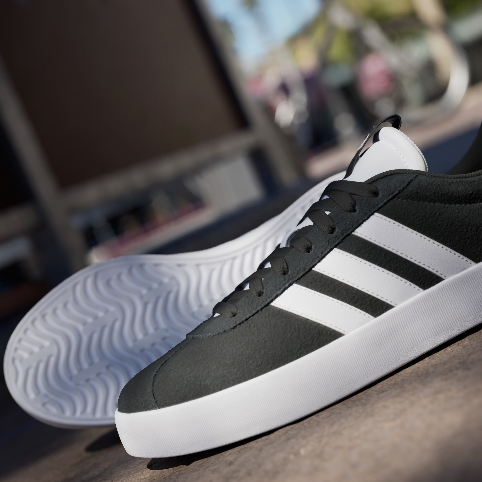 Кеди чоловічі Adidas Vl Court 3.0 ID6278 42 (8 UK) чорніфото