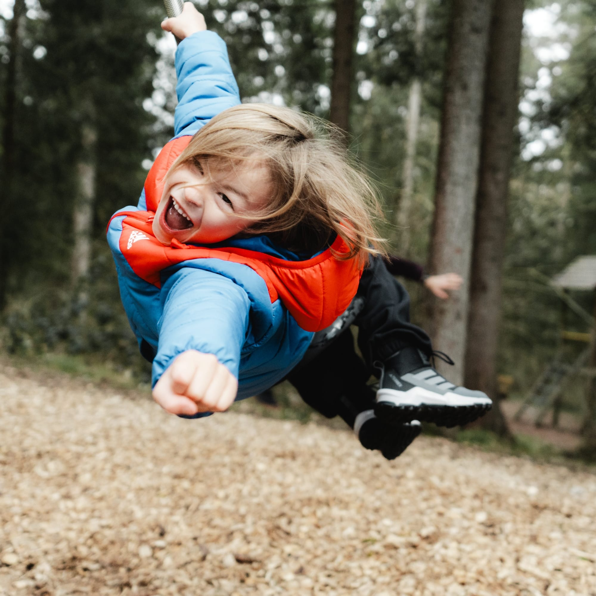 Ботинки детские Adidas Terrex AX4R Mid K IF6520 28 (10K UK) черные фото 12