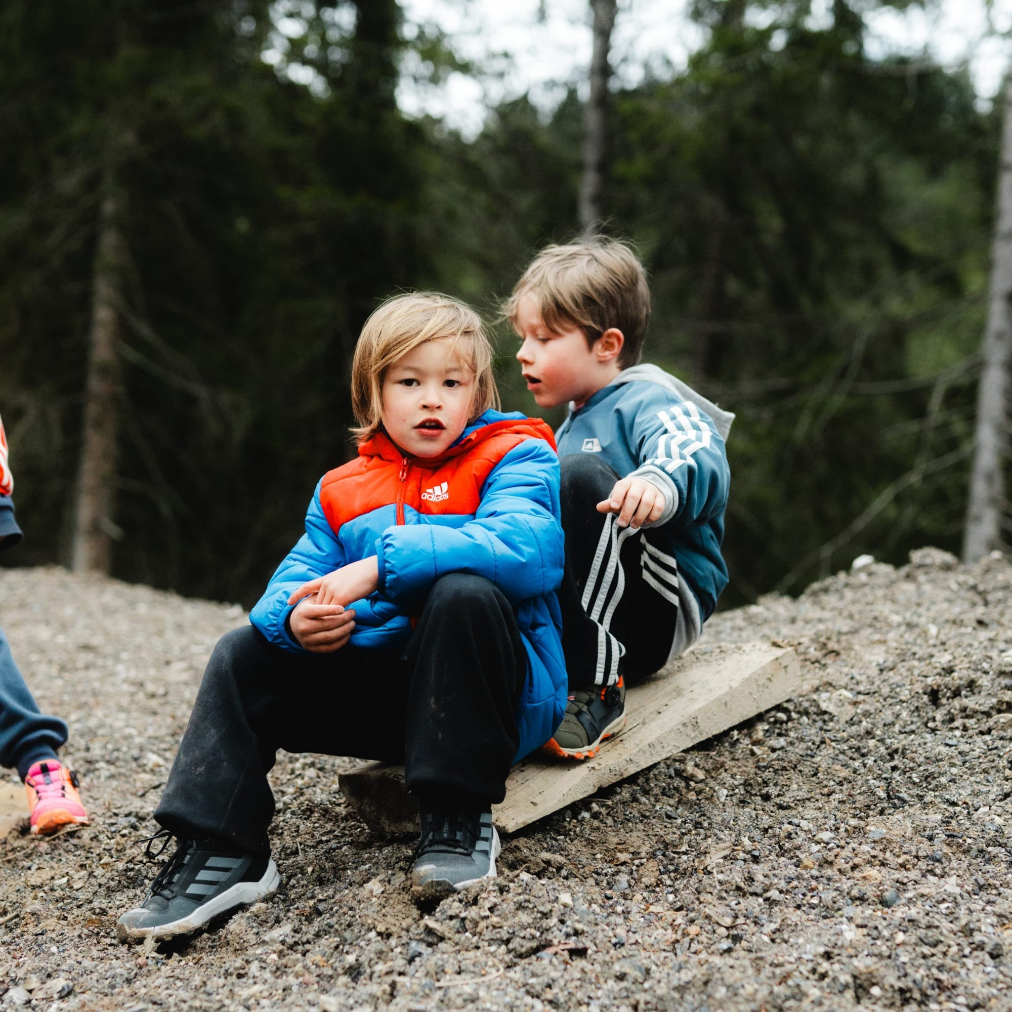 Ботинки детские Adidas Terrex AX4R Mid K IF6520 28 (10K UK) черные фото 13