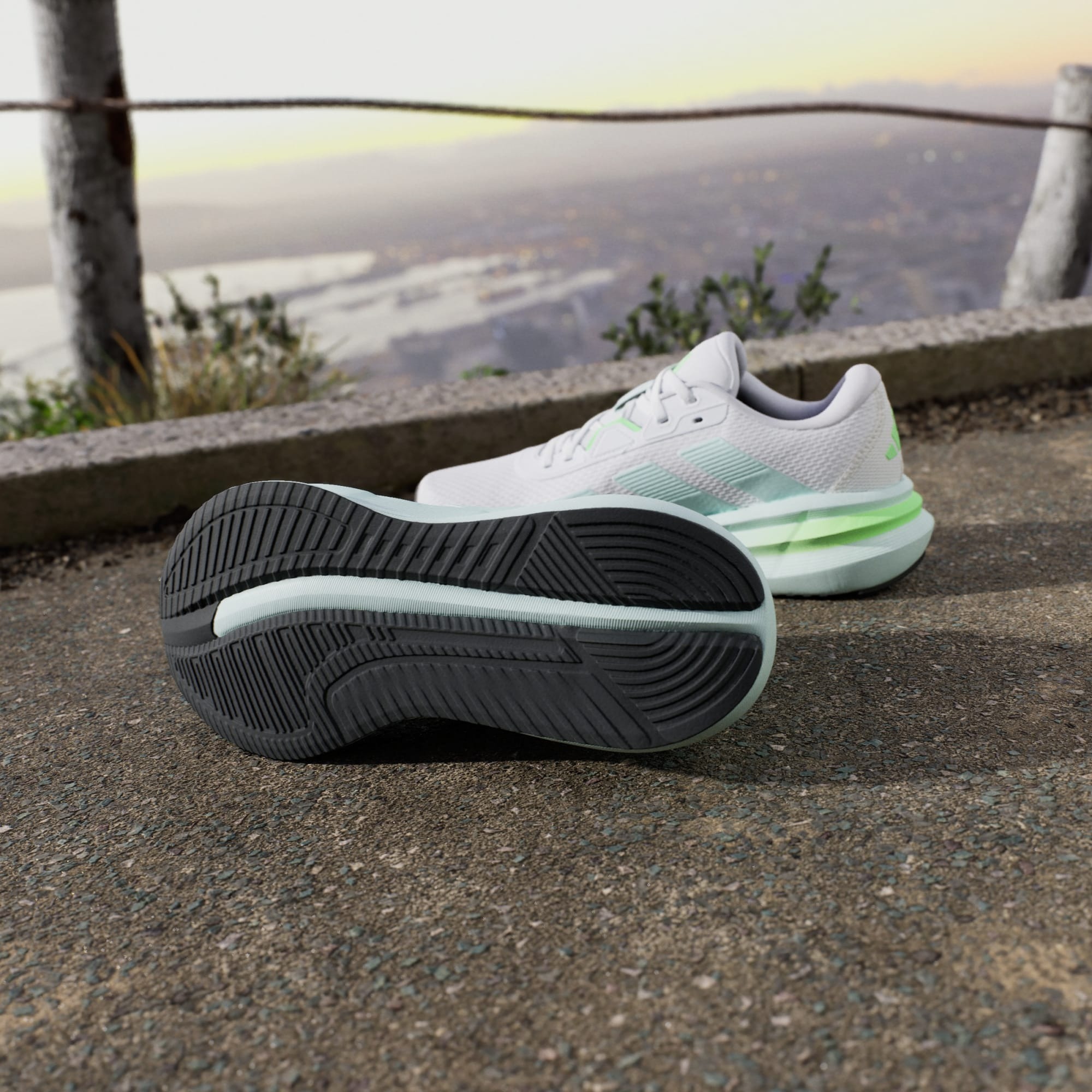 Кроссовки женские Adidas Galaxy 7 W JQ2610 36 (3.5 UK) белые фото 17