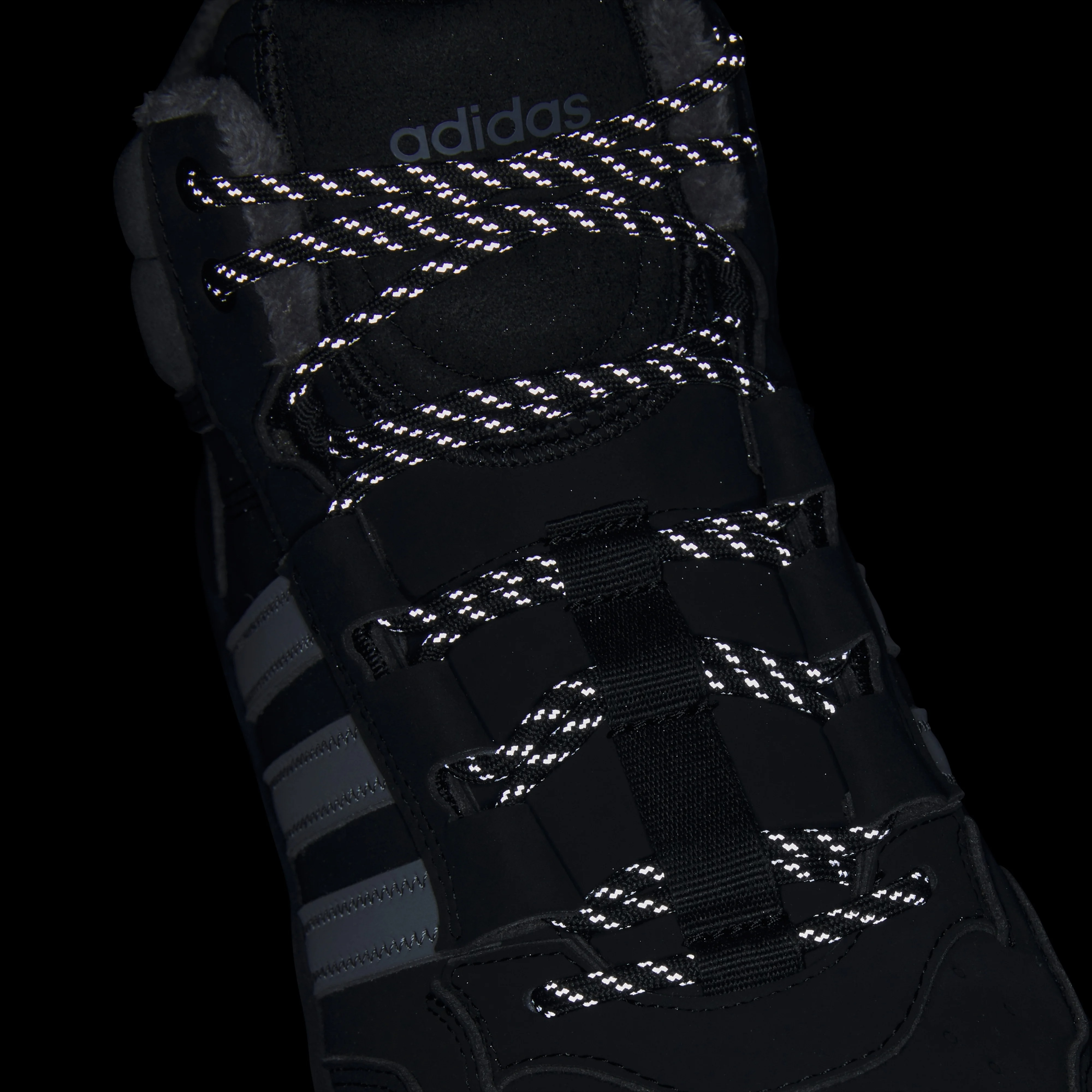 Ботинки Adidas Hoops 4.0 Mid Winterized JQ5361 36 (3.5 UK) черные фото 10