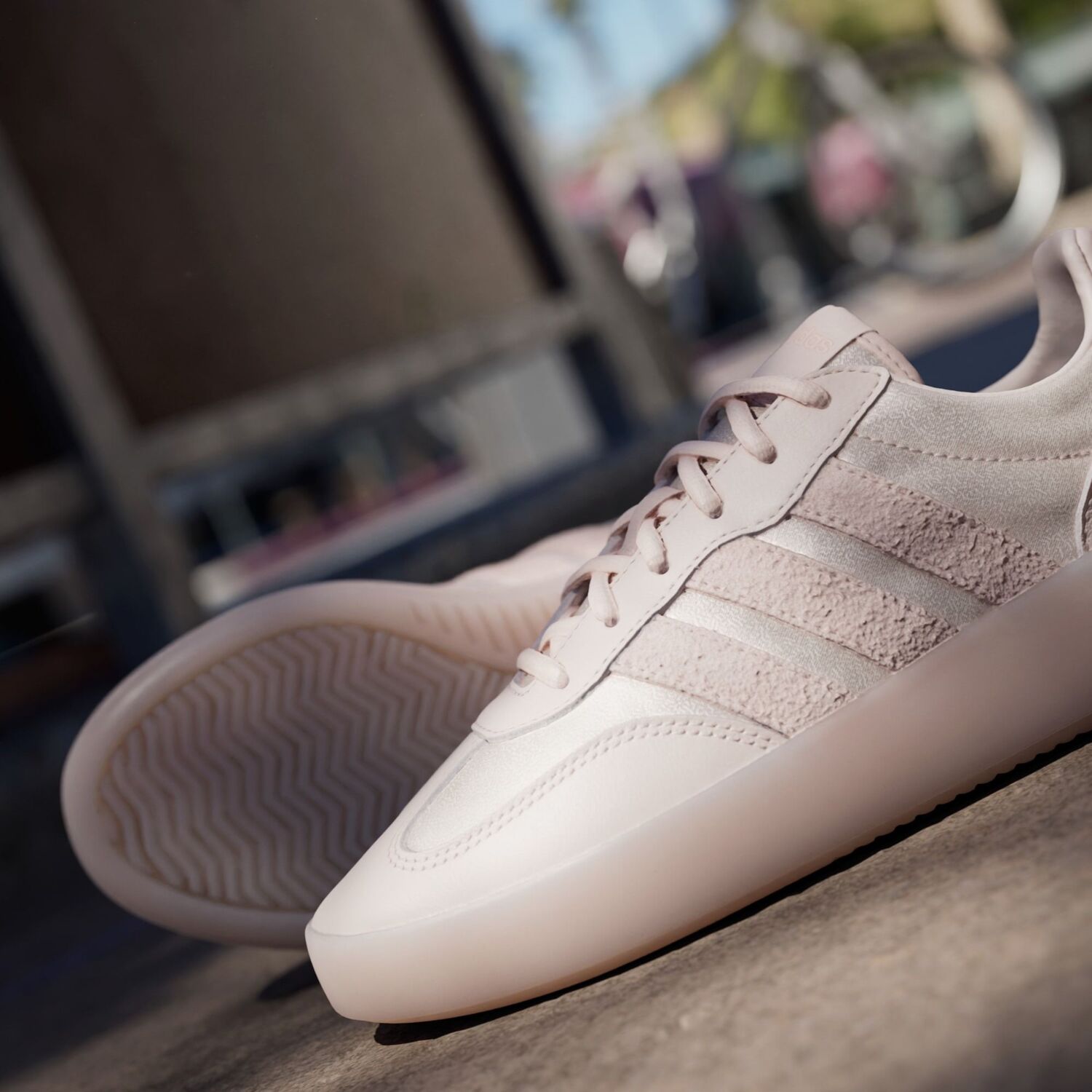 Кеды женские Adidas Barreda Decode JR1222 36 (3.5 UK) розовые фото