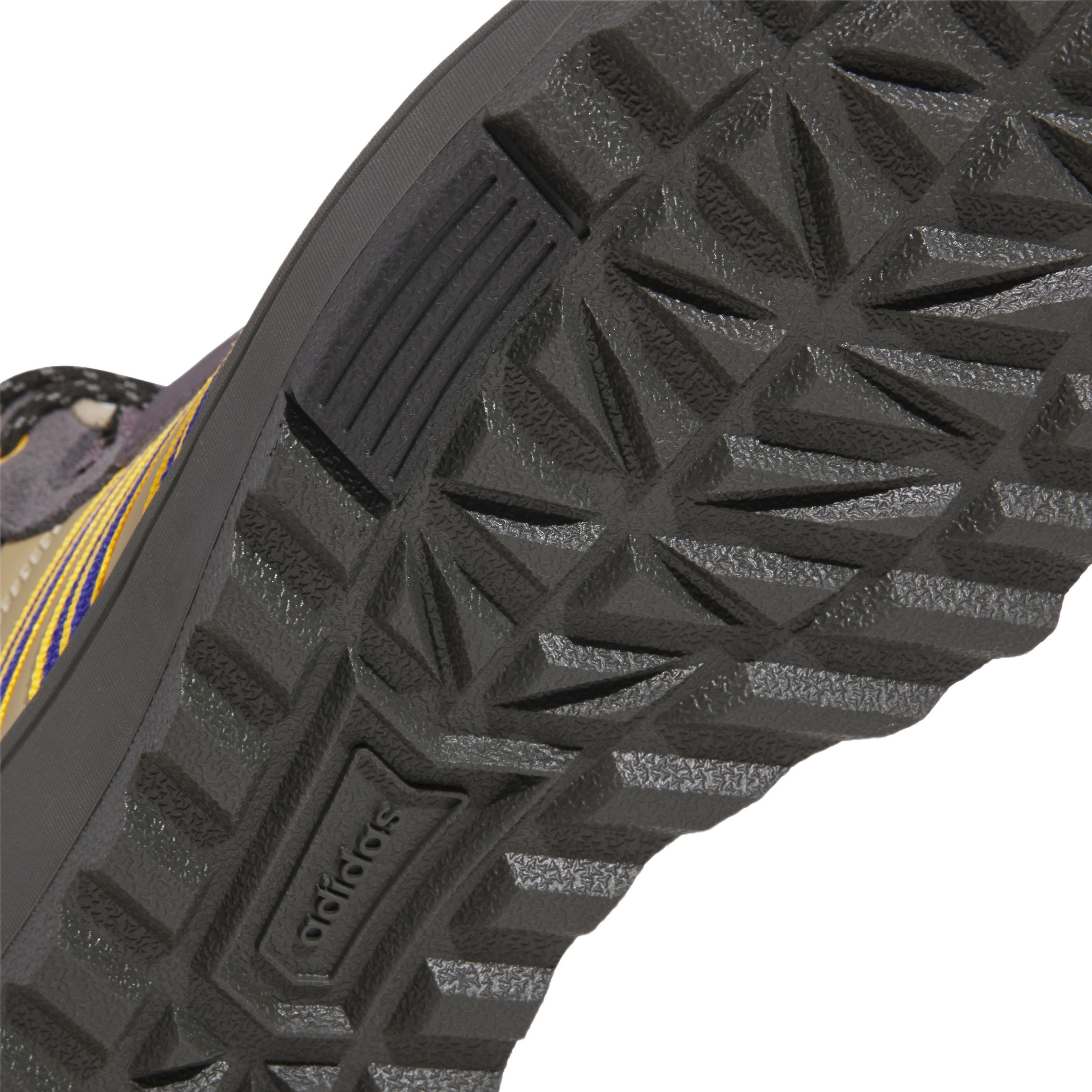 Ботинки Adidas Hoops 4.0 Mid Winterized JR6704 40 (6.5 UK) коричневые фото 9