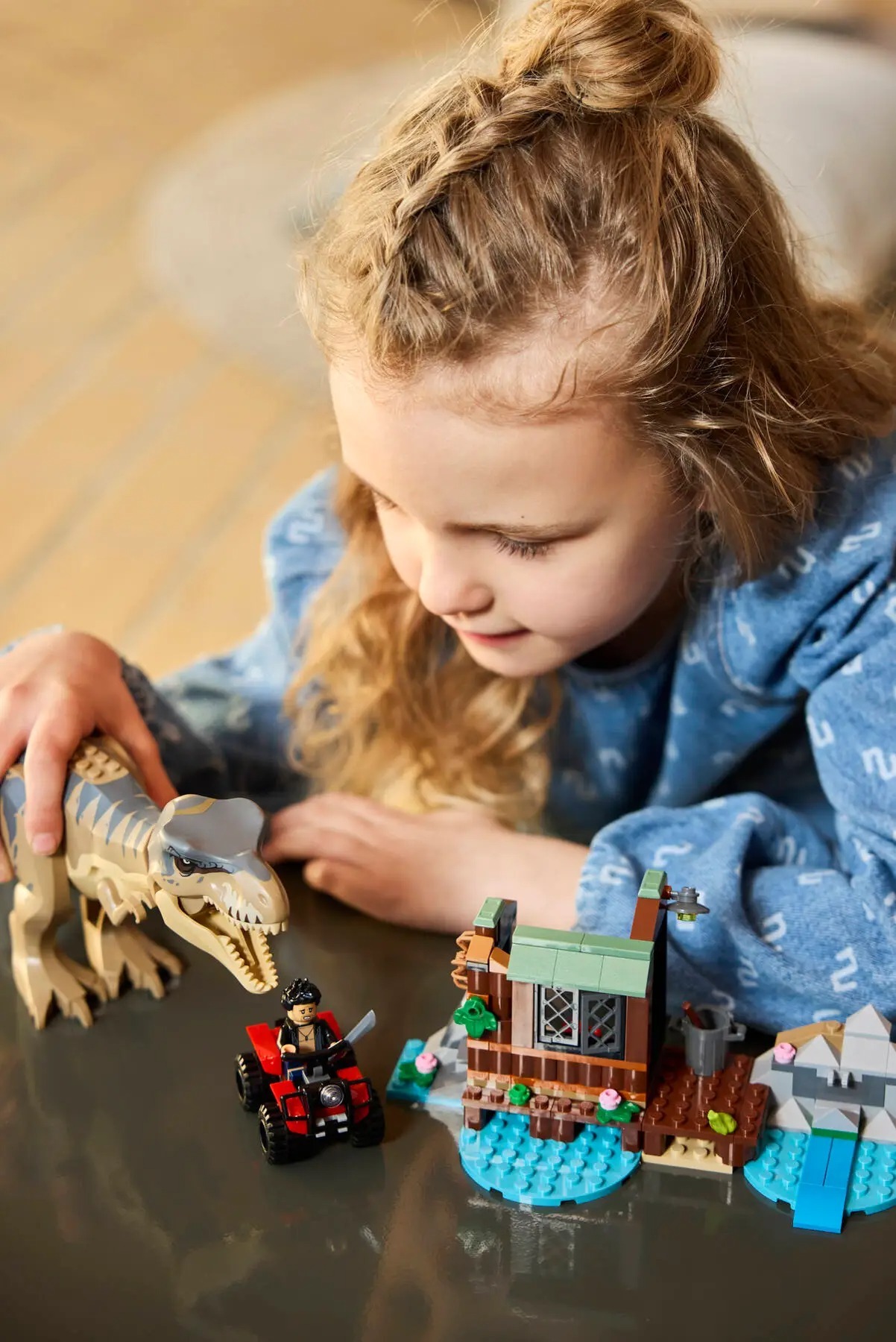 LEGO 76975 Jurassic World Втеча річкою від тиранозаврафото10